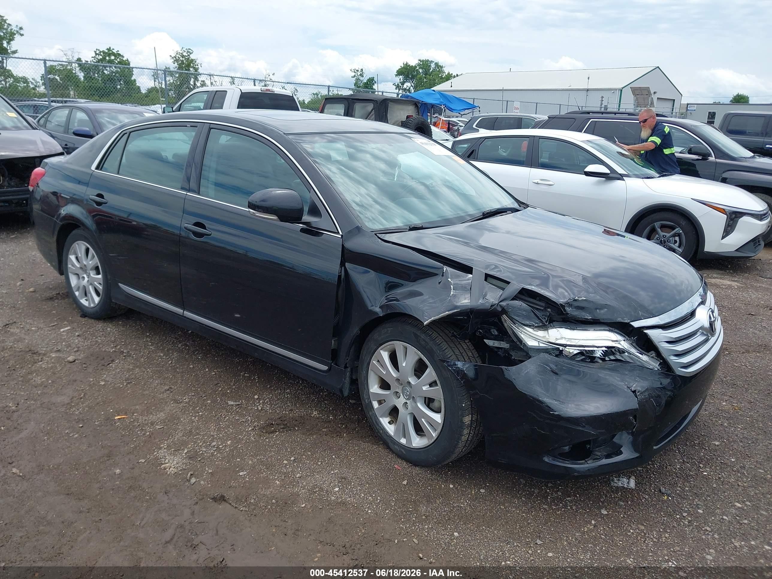 2012 Toyota Avalon   Black vin: 4T1BK3DB9CU452148