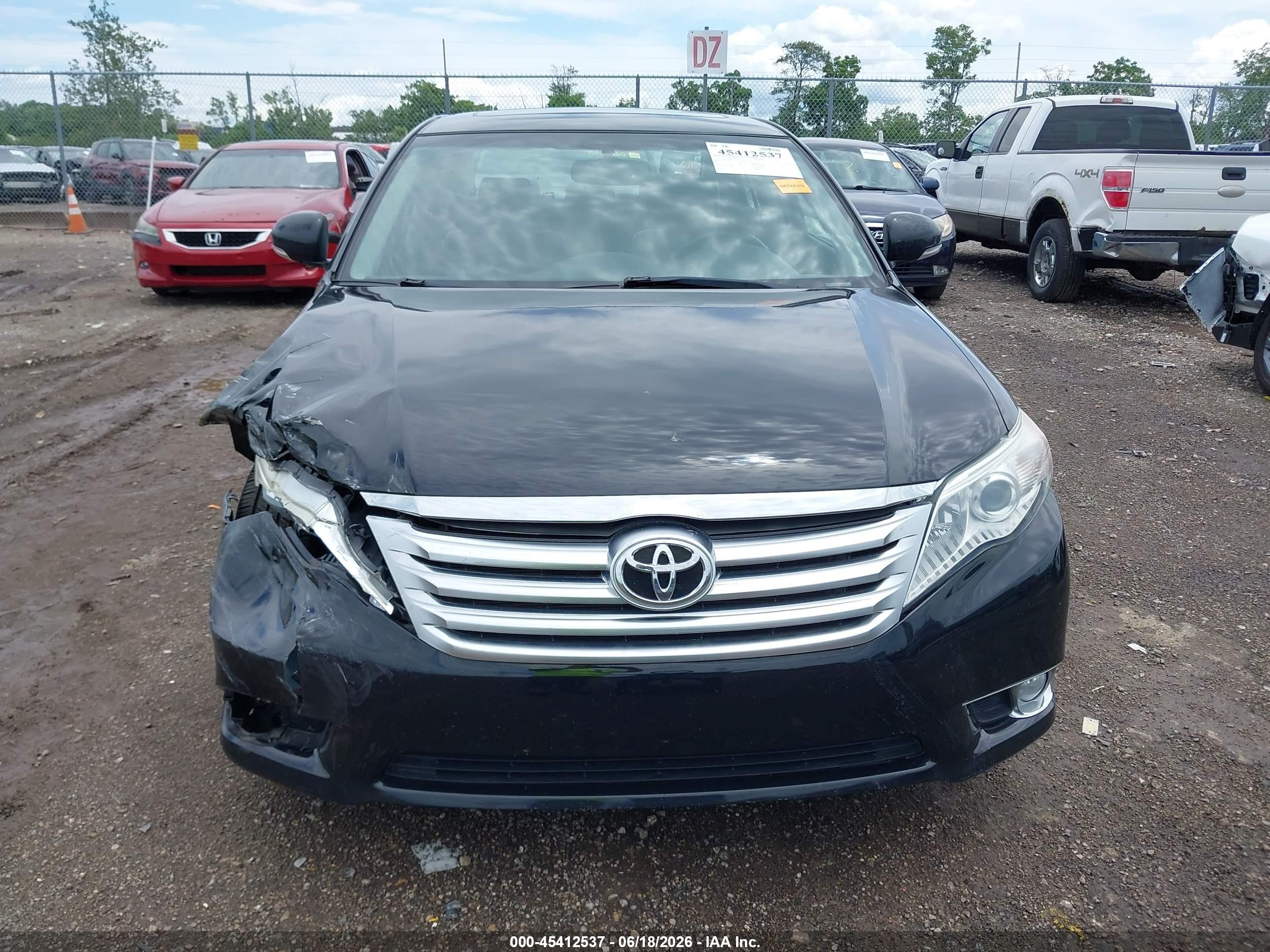 2012 Toyota Avalon   Black vin: 4T1BK3DB9CU452148