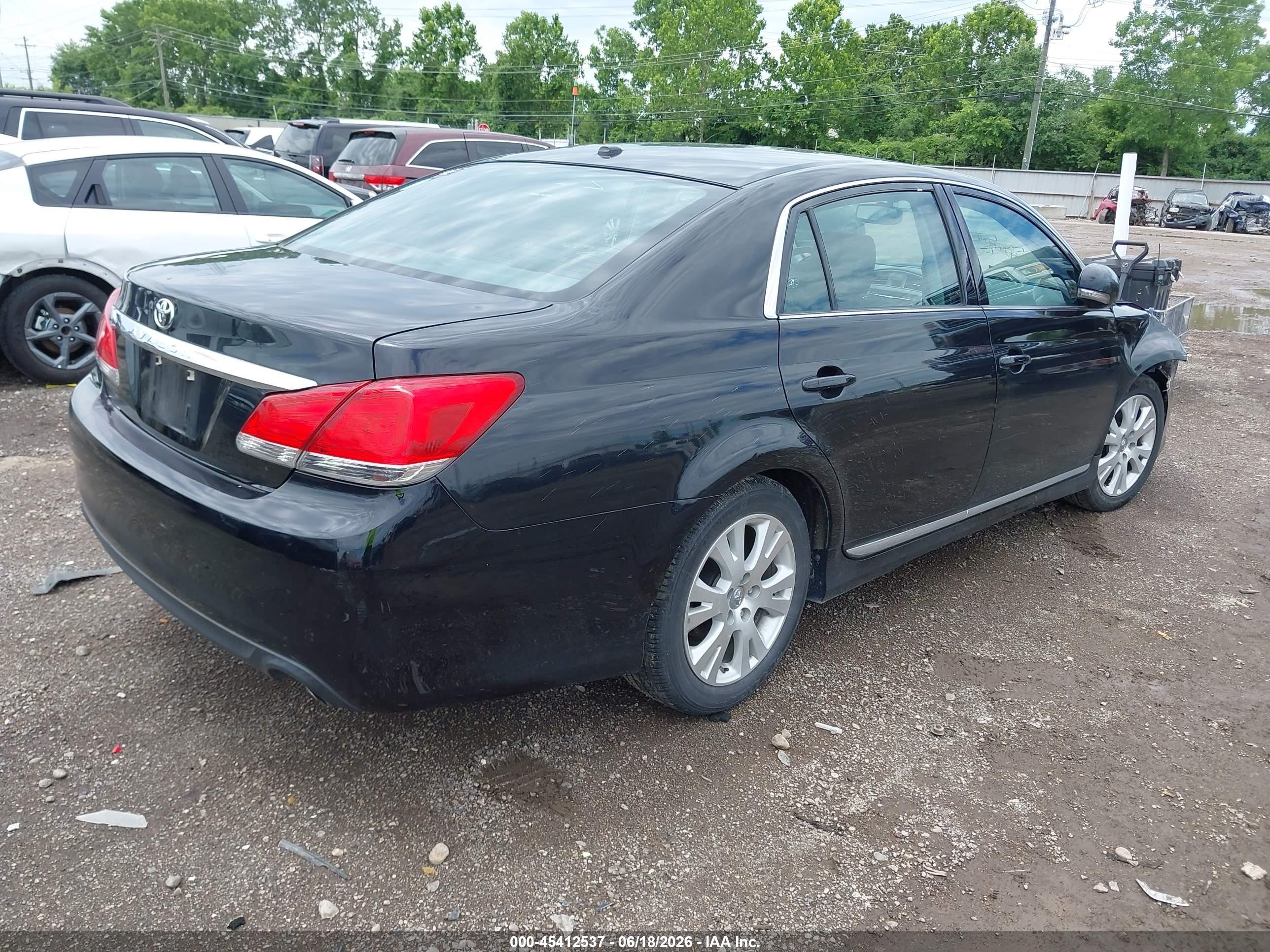 2012 Toyota Avalon   Black vin: 4T1BK3DB9CU452148