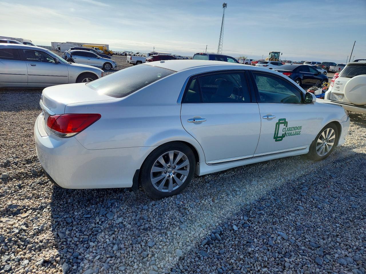 2012 Toyota Avalon Limited White vin: 4T1BK3DB9CU455566
