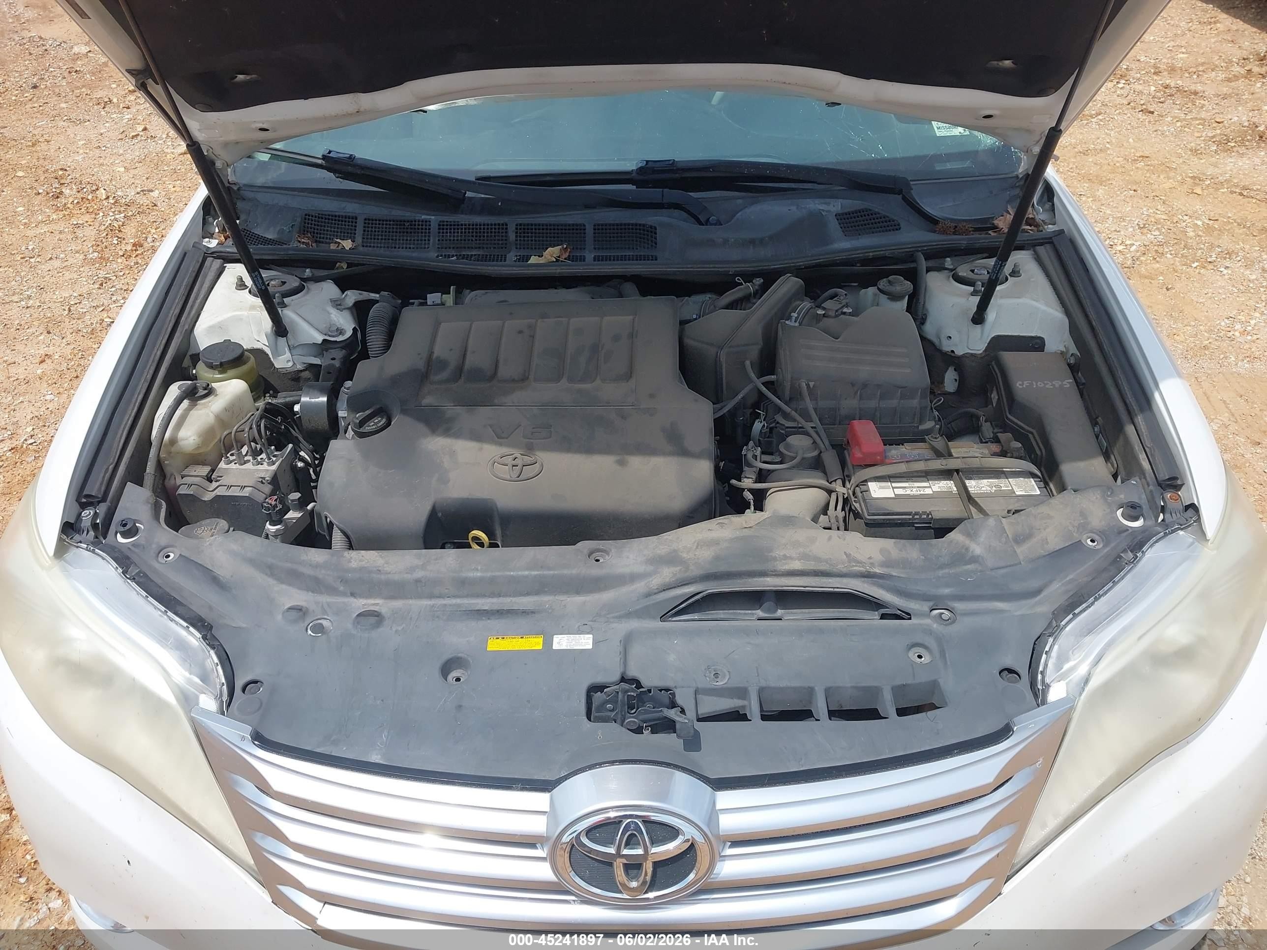 2012 Toyota Avalon   White vin: 4T1BK3DB9CU470648