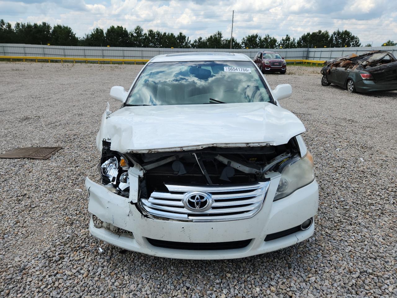 2010 Toyota Avalon Limited White vin: 4T1BK3DBXAU353982