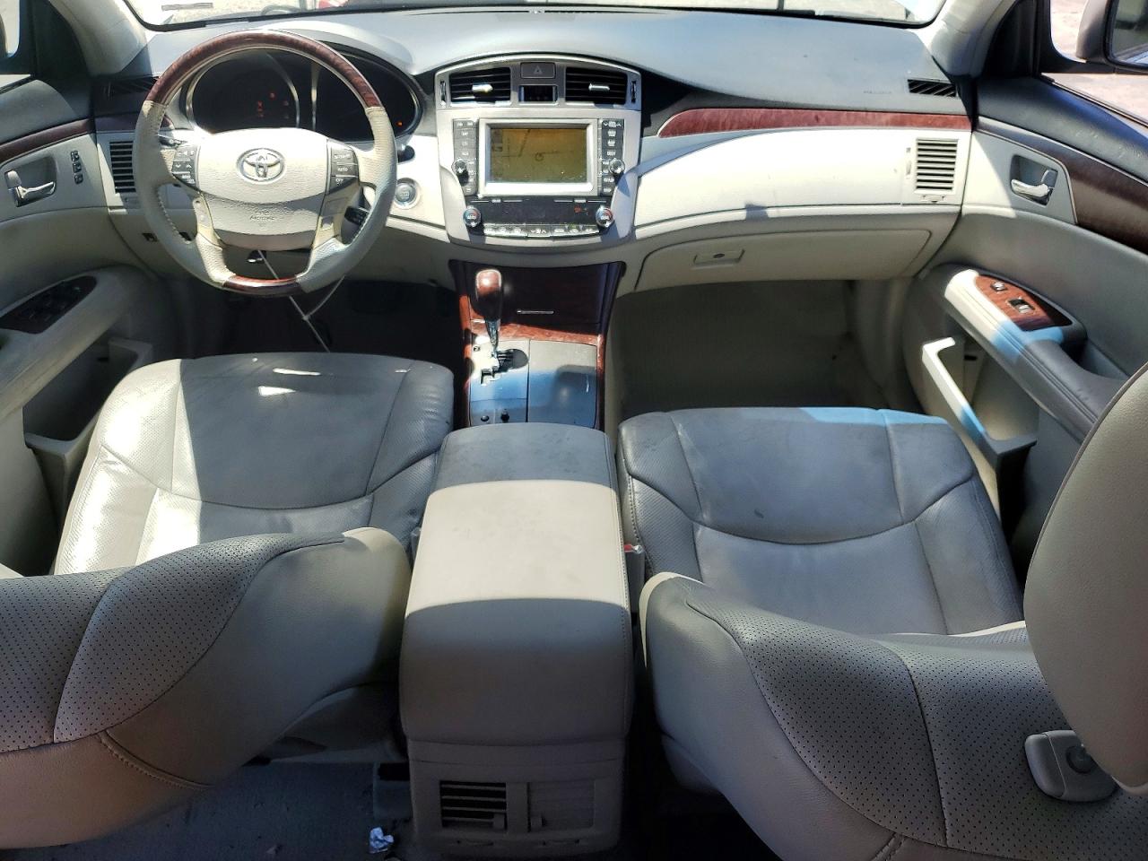 2011 Toyota Alavon Silver vin: 4T1BK3DBXBU379967
