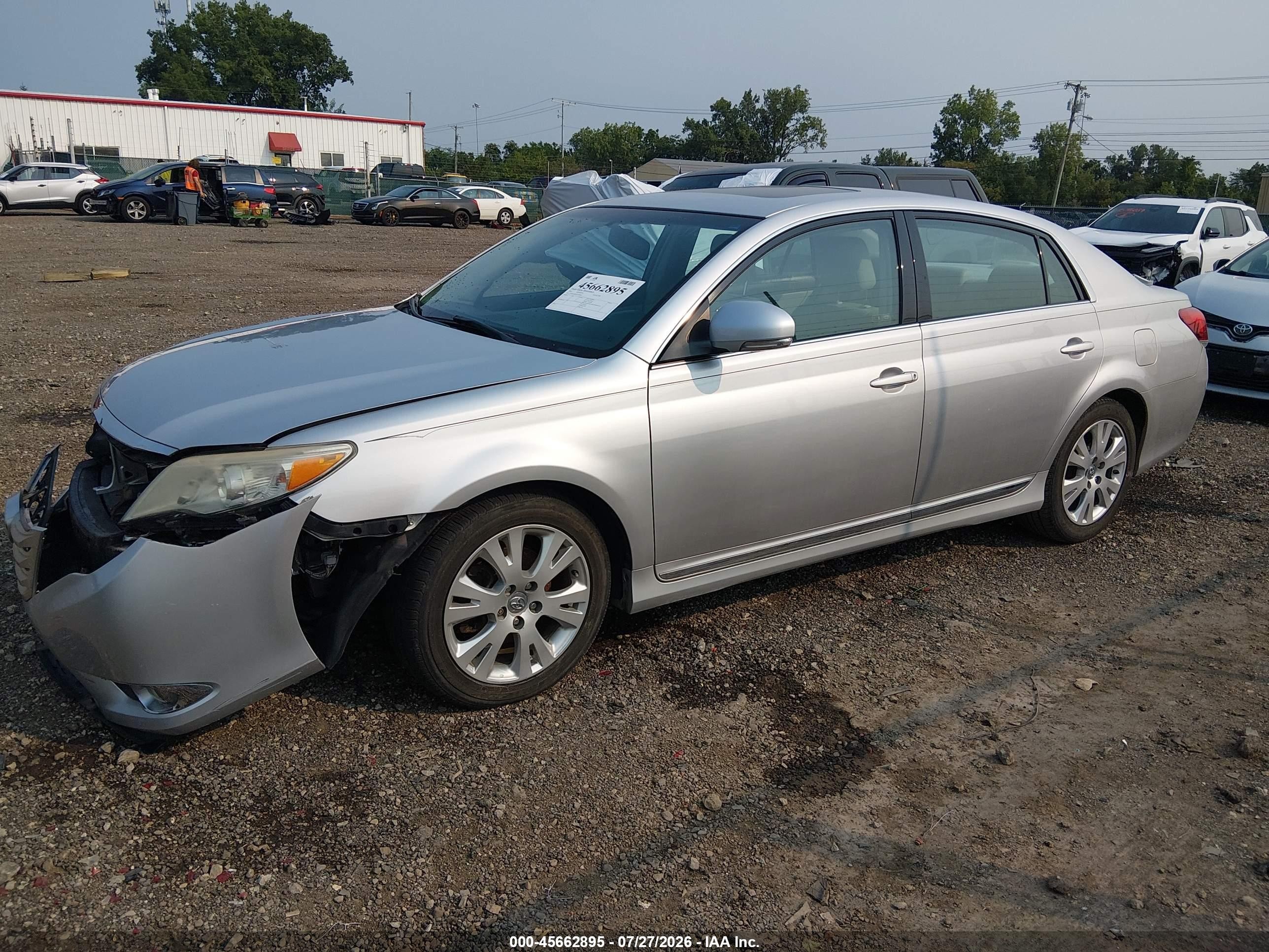 2011 Toyota Avalon   Silver vin: 4T1BK3DBXBU390046