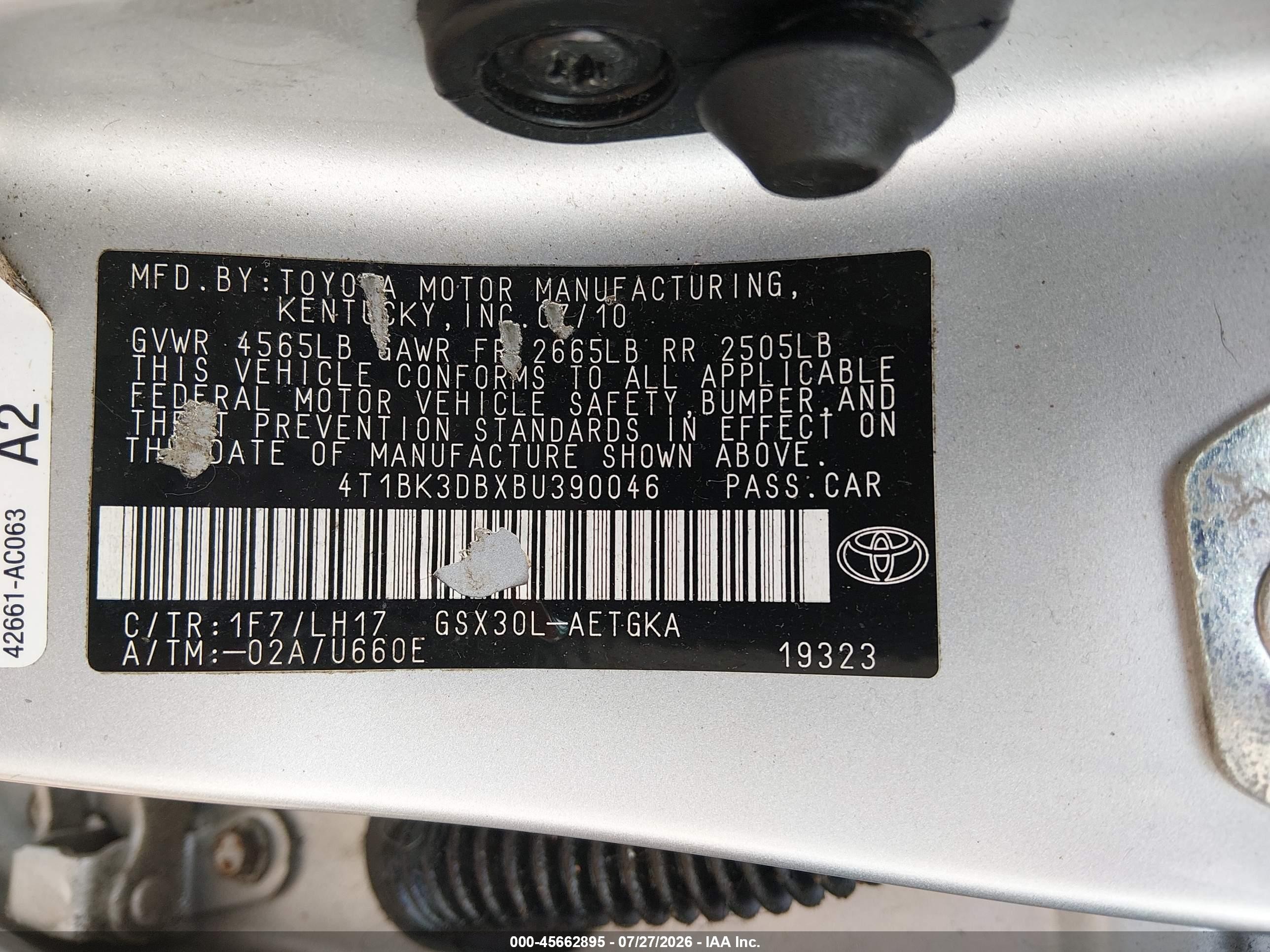 2011 Toyota Avalon   Silver vin: 4T1BK3DBXBU390046