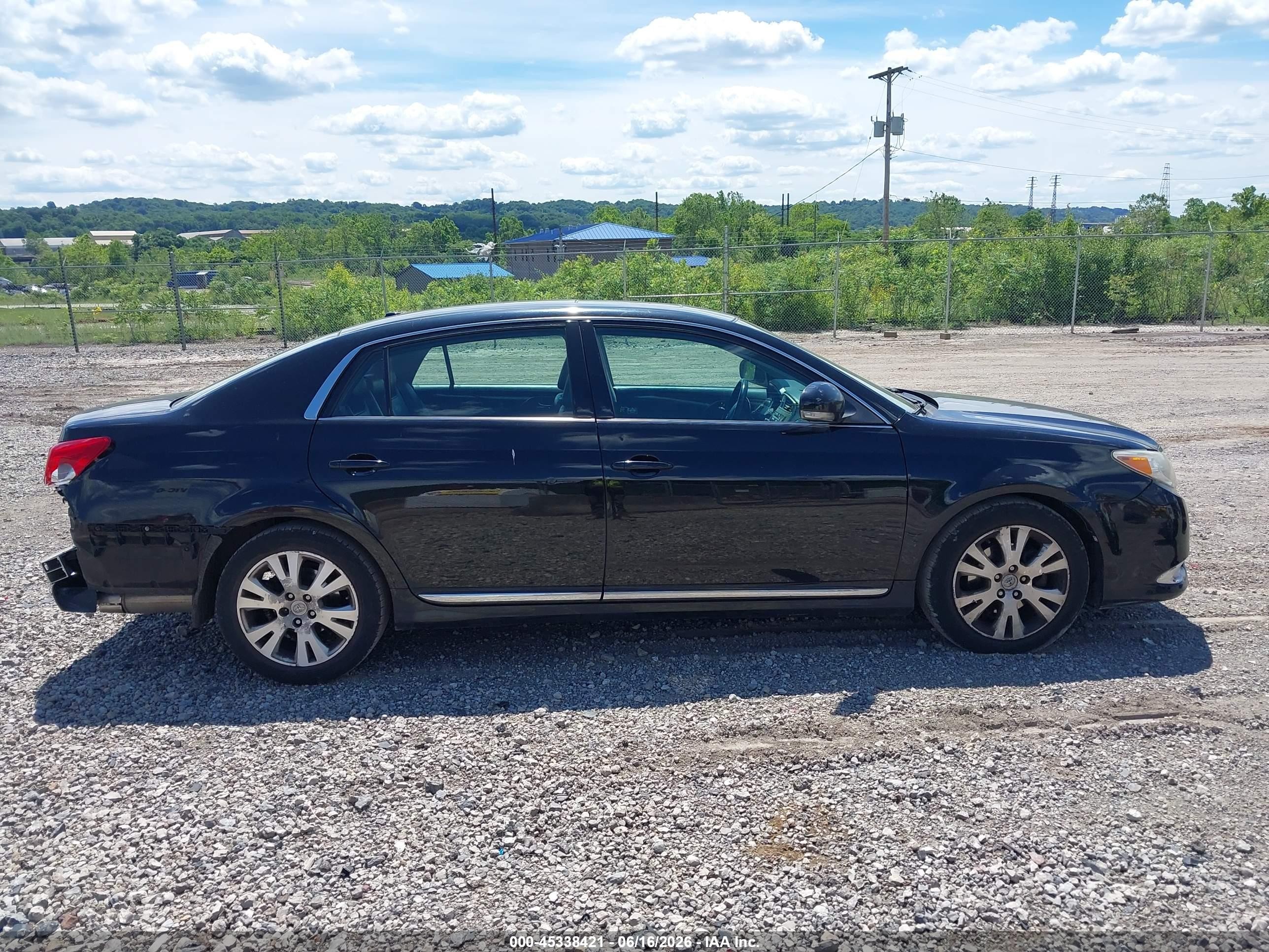 2011 Toyota Avalon   Black vin: 4T1BK3DBXBU400221
