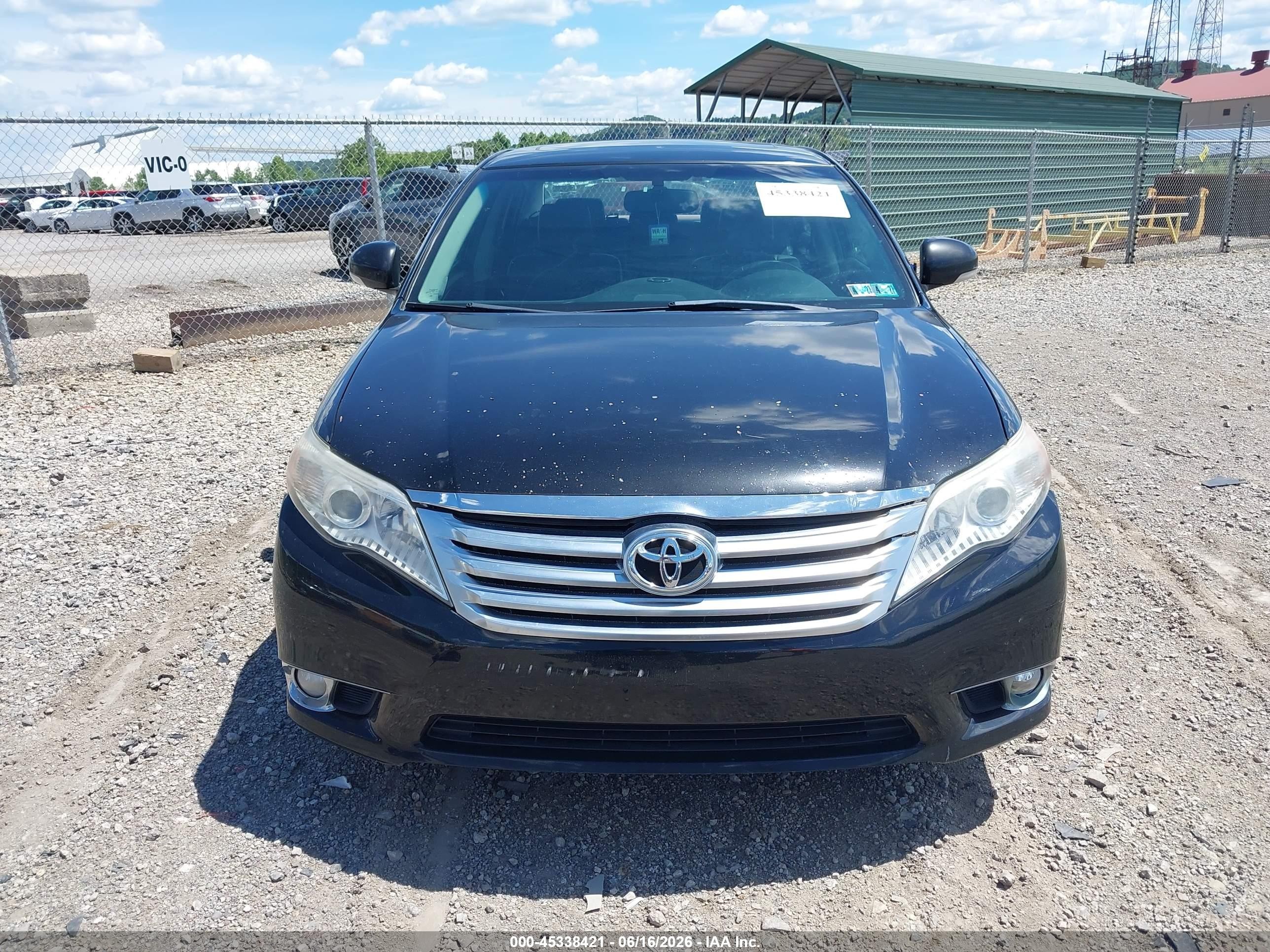 2011 Toyota Avalon   Black vin: 4T1BK3DBXBU400221