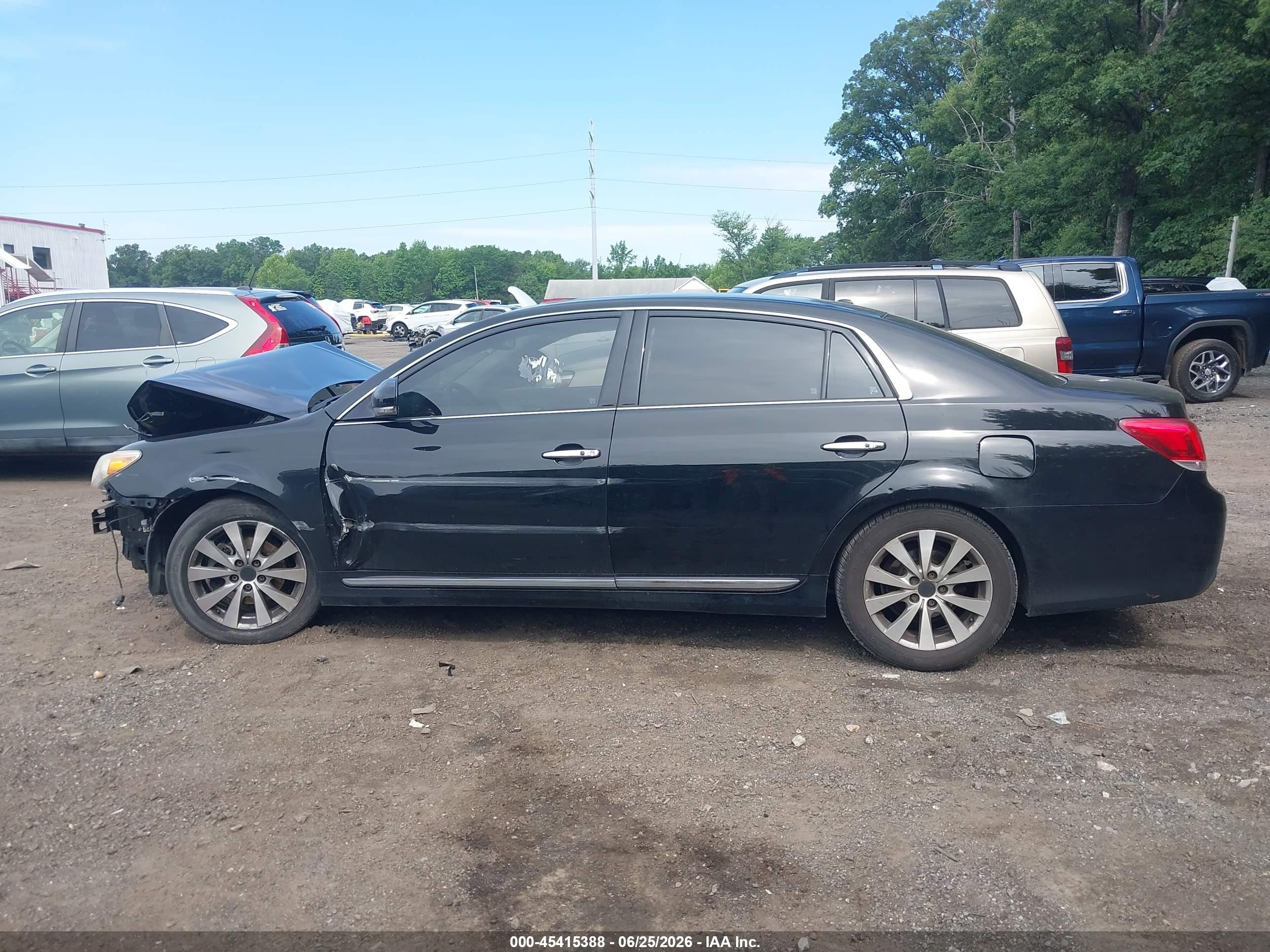 2011 Toyota Avalon Limited Black vin: 4T1BK3DBXBU410117