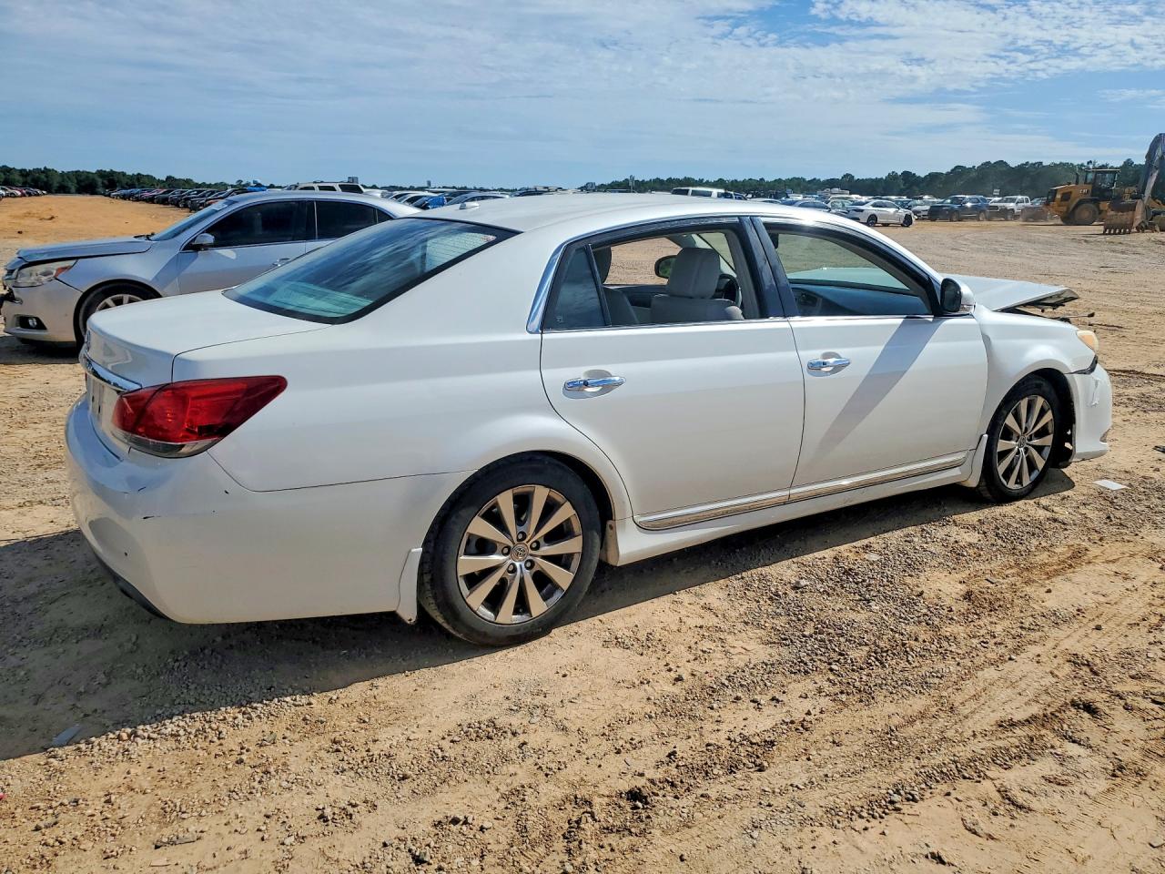 2011 Toyota Avalon Limited White vin: 4T1BK3DBXBU432330
