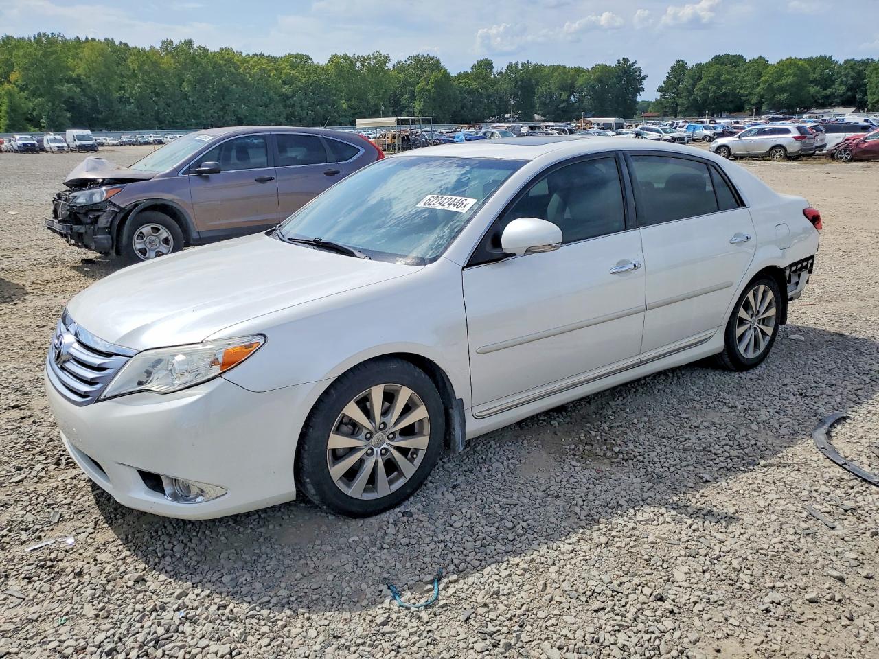 2011 Toyota Avalon Limited Белый vin: 4T1BK3DBXBU434871