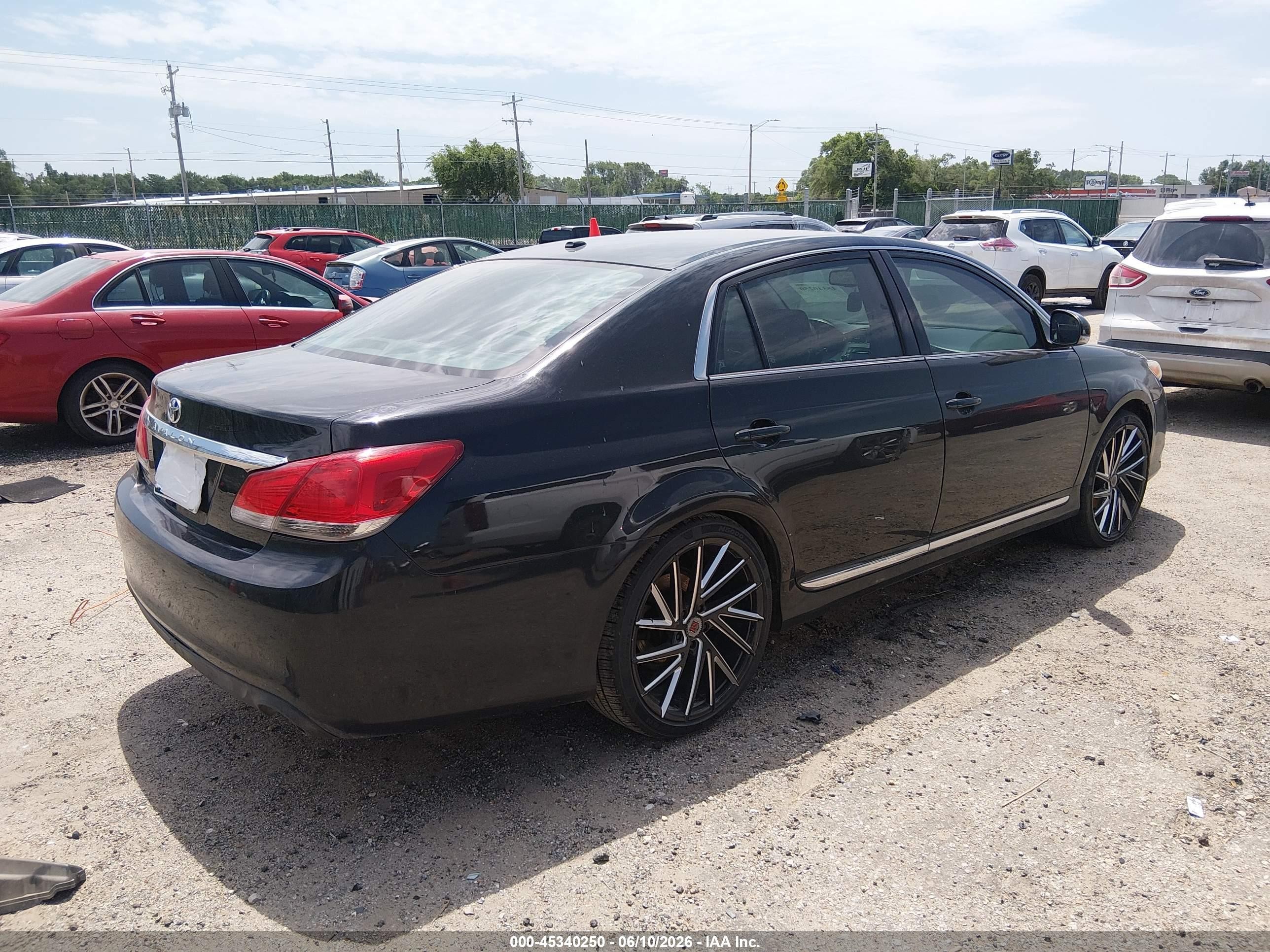 2012 Toyota Avalon   Black vin: 4T1BK3DBXCU443796