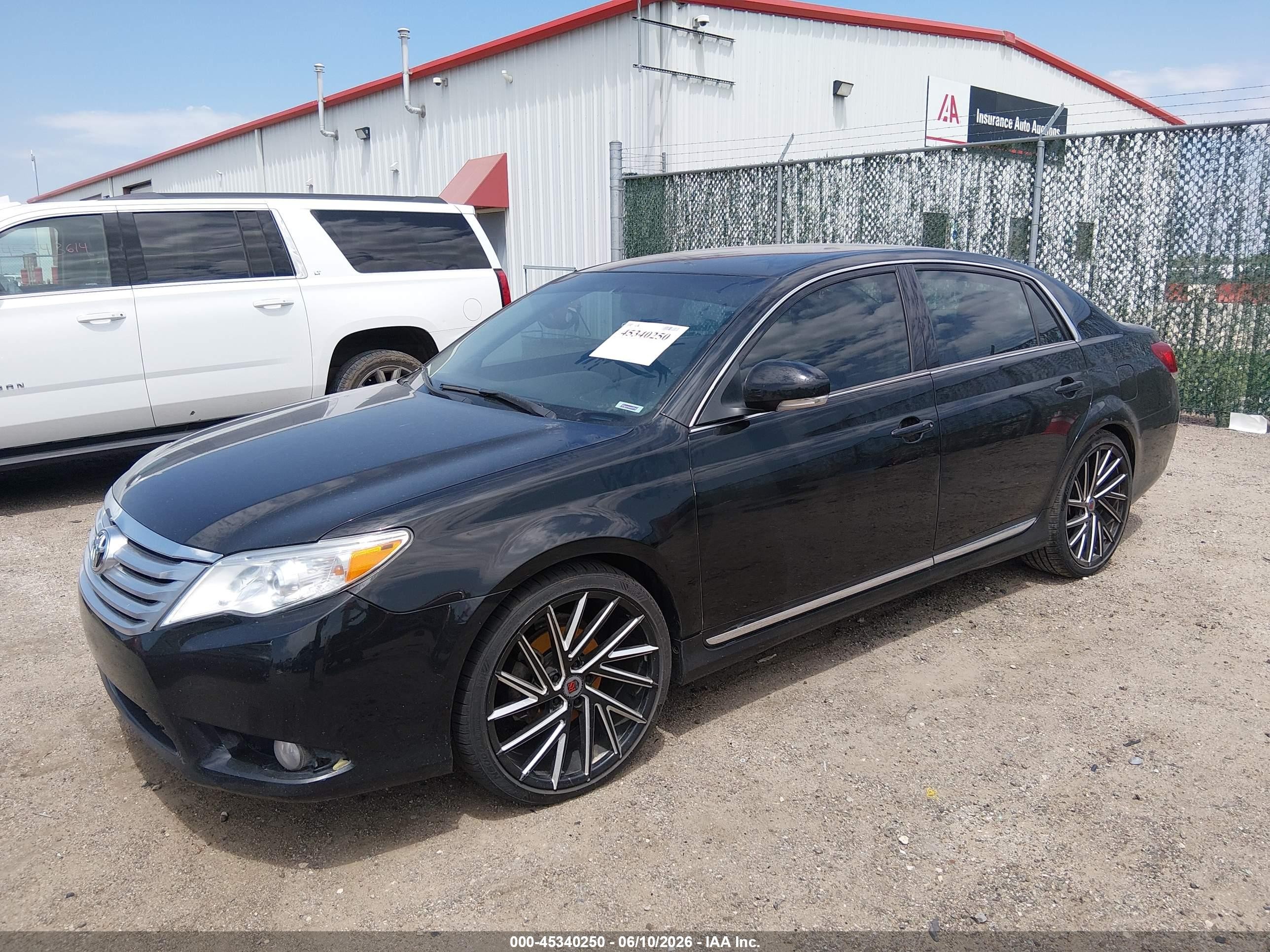 2012 Toyota Avalon   Black vin: 4T1BK3DBXCU443796