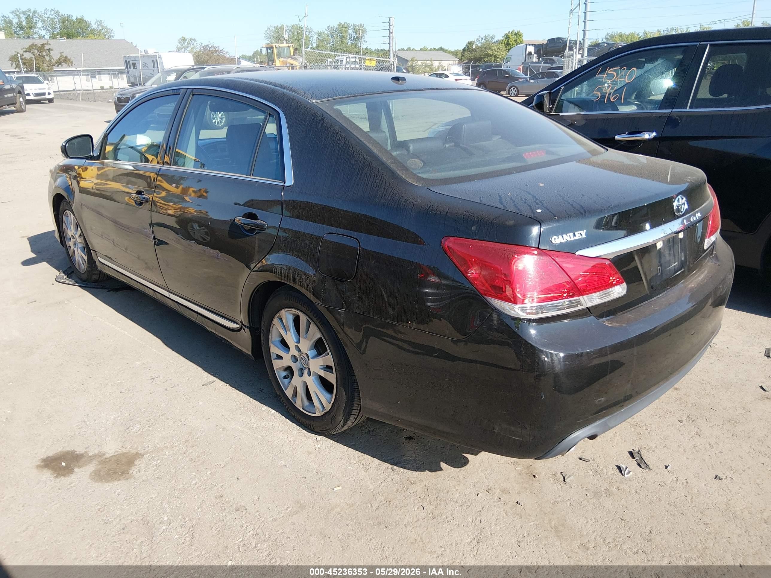 2012 Toyota Avalon   Black vin: 4T1BK3DBXCU451977