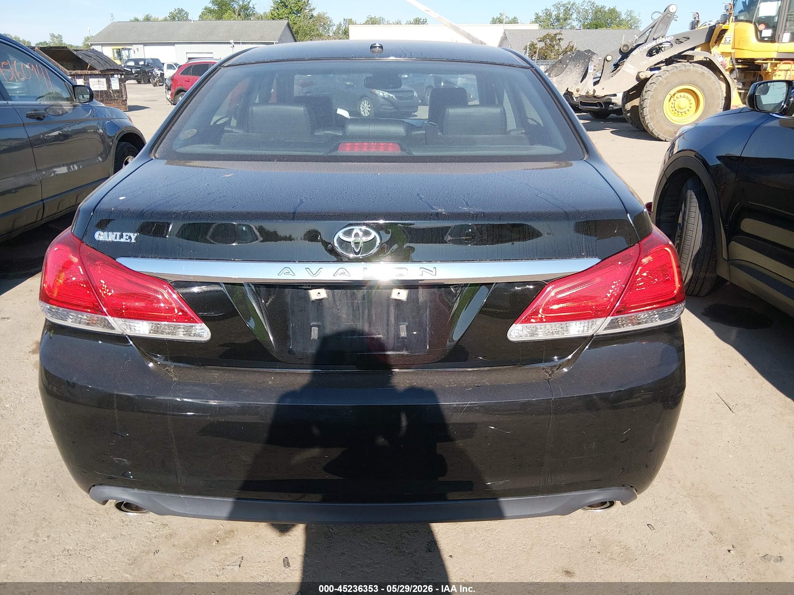 2012 Toyota Avalon   Black vin: 4T1BK3DBXCU451977