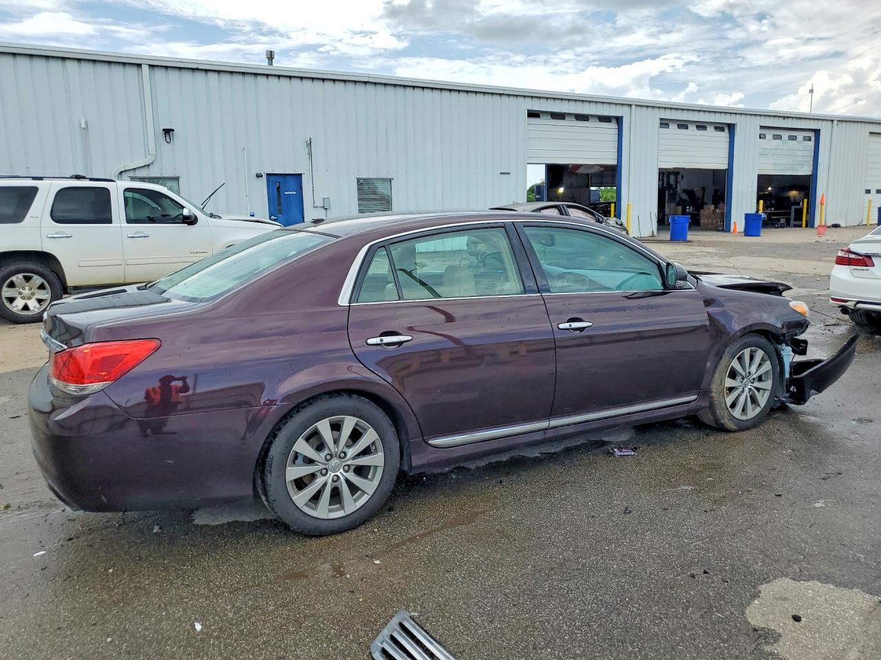 2012 Toyota Avalon Limited Burgundy vin: 4T1BK3DBXCU465863