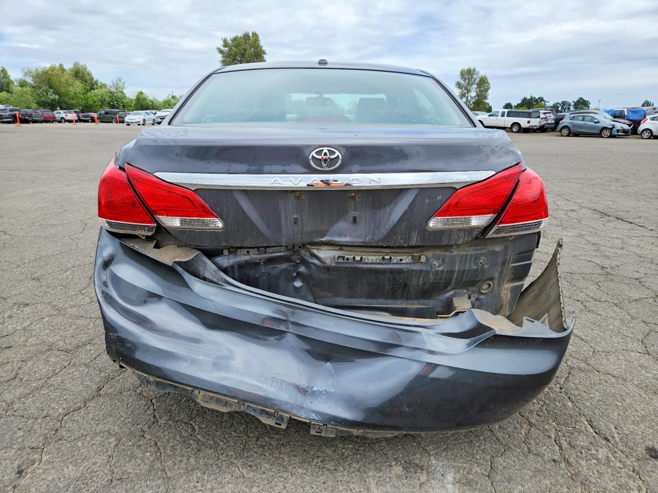 2012 Toyota Avalon Base Gray vin: 4T1BK3DBXCU470965