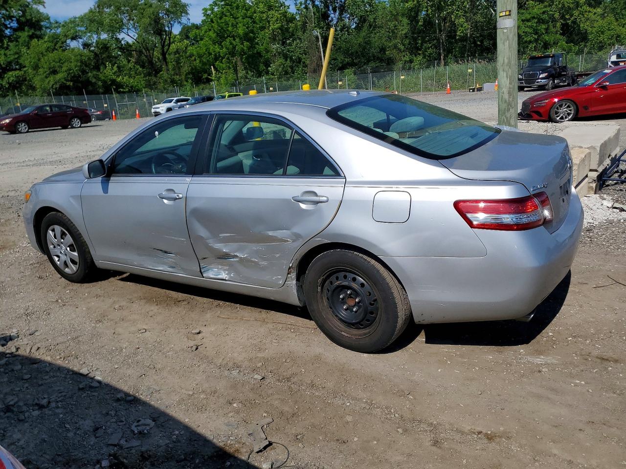 2010 Toyota Camry Le V6 Silver vin: 4T1BK3EK0AU100832