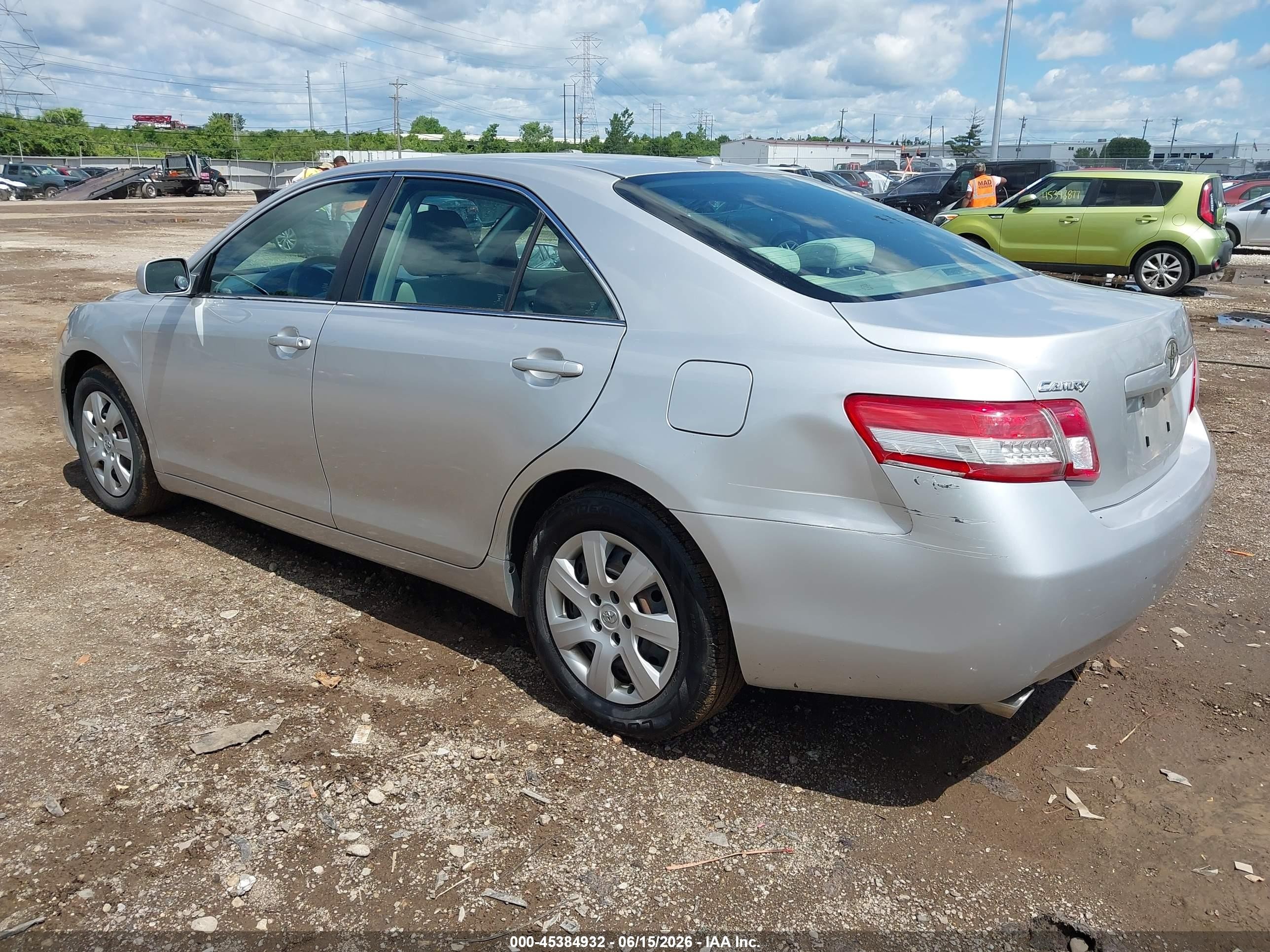 2011 Toyota Camry Le V6 Silver vin: 4T1BK3EK0BU120144