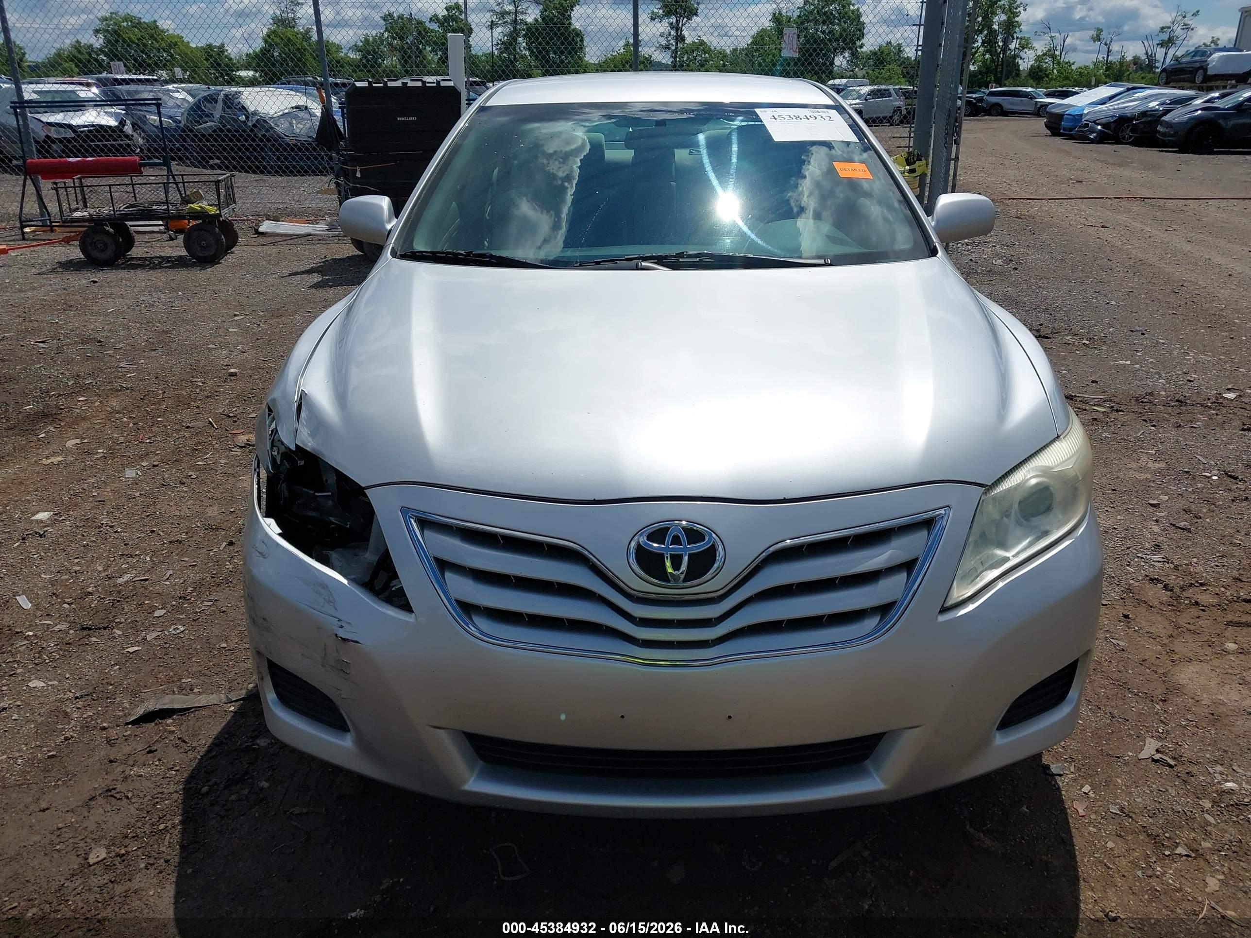 2011 Toyota Camry Le V6 Silver vin: 4T1BK3EK0BU120144