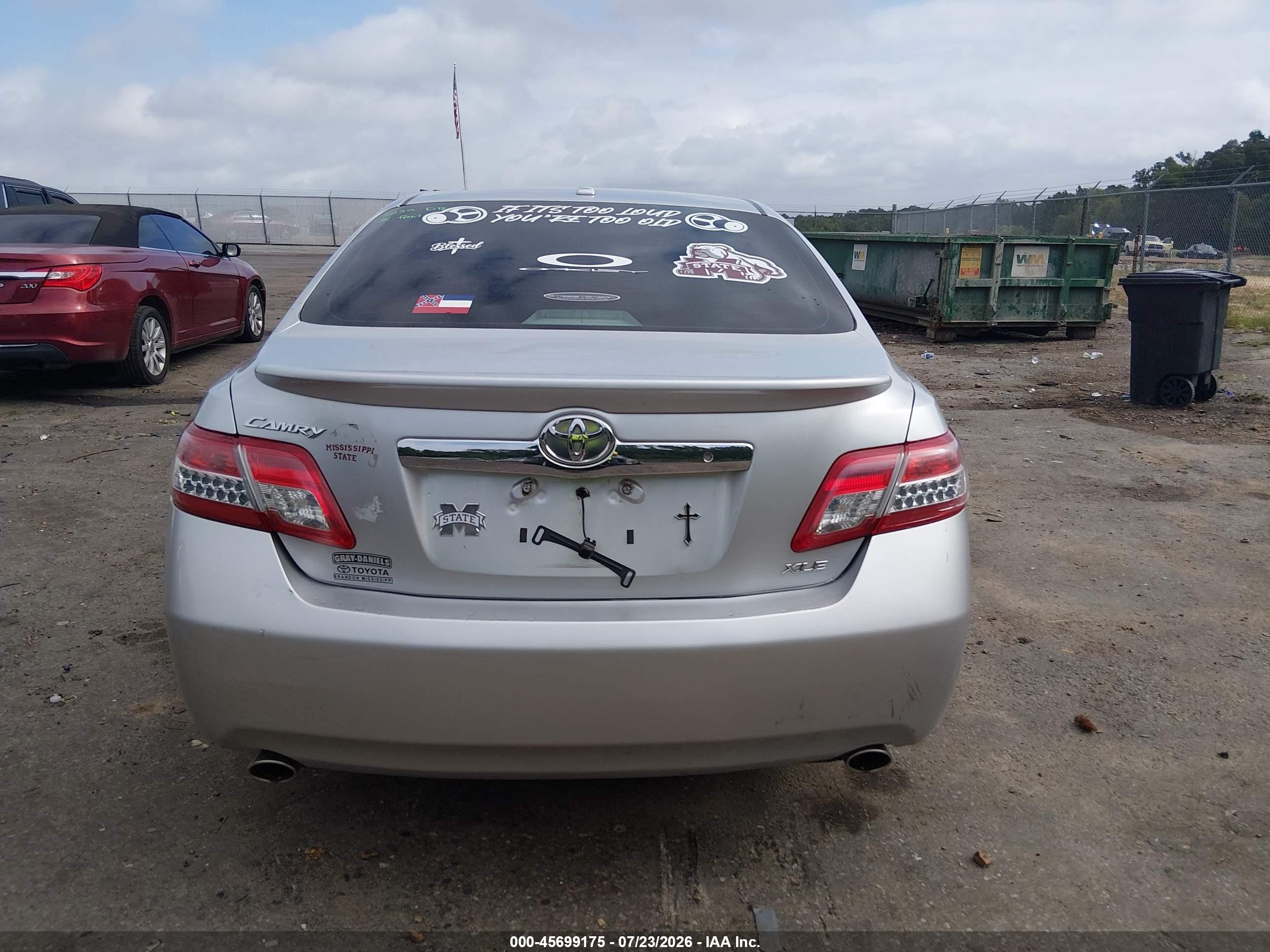 2011 Toyota Camry Xle V6 Silver vin: 4T1BK3EK0BU122847