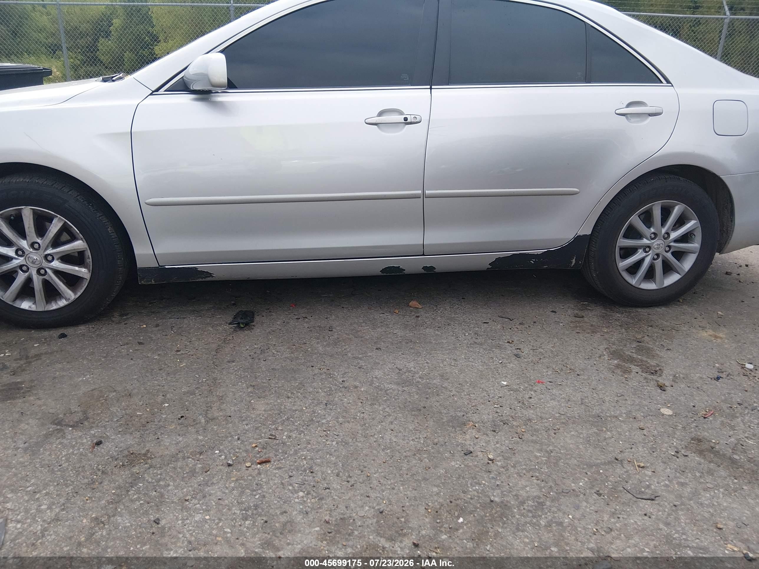 2011 Toyota Camry Xle V6 Silver vin: 4T1BK3EK0BU122847