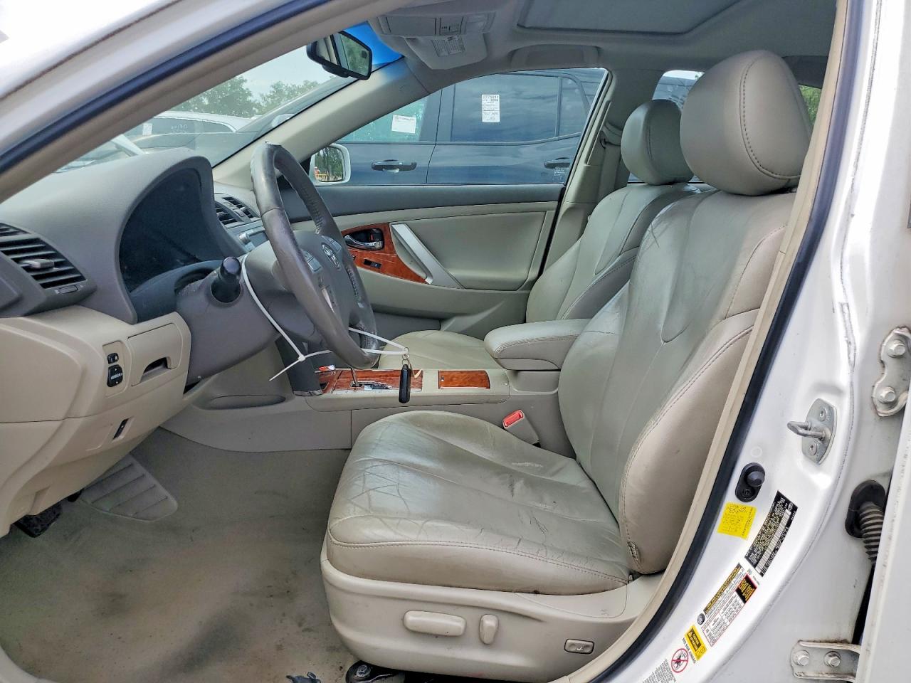 2011 Toyota Camry Xle V6 White vin: 4T1BK3EK0BU631353