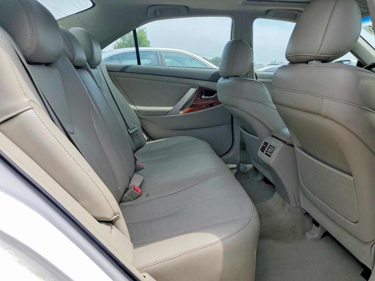 2011 Toyota Camry Xle V6 White vin: 4T1BK3EK0BU631353