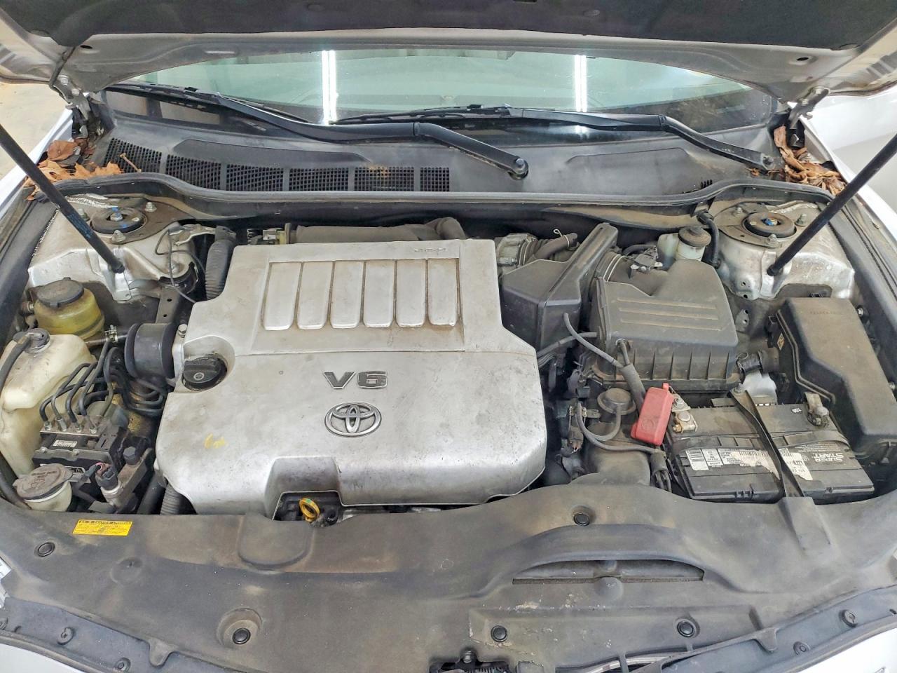 2010 Toyota Camry Le V6 Silver vin: 4T1BK3EK1AU099013
