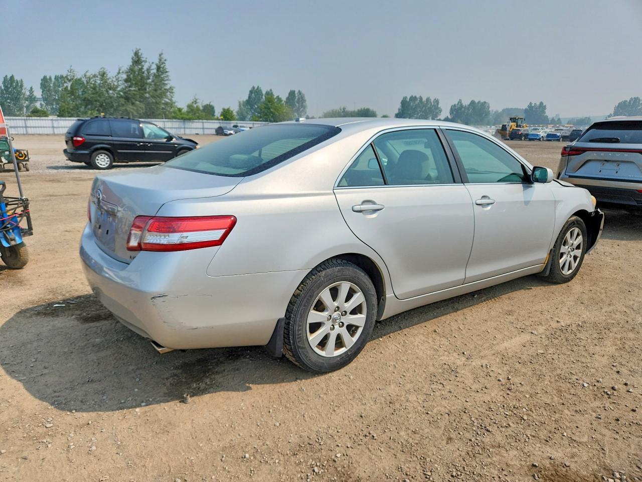 2010 Toyota Camry Le V6 Silver vin: 4T1BK3EK1AU605777