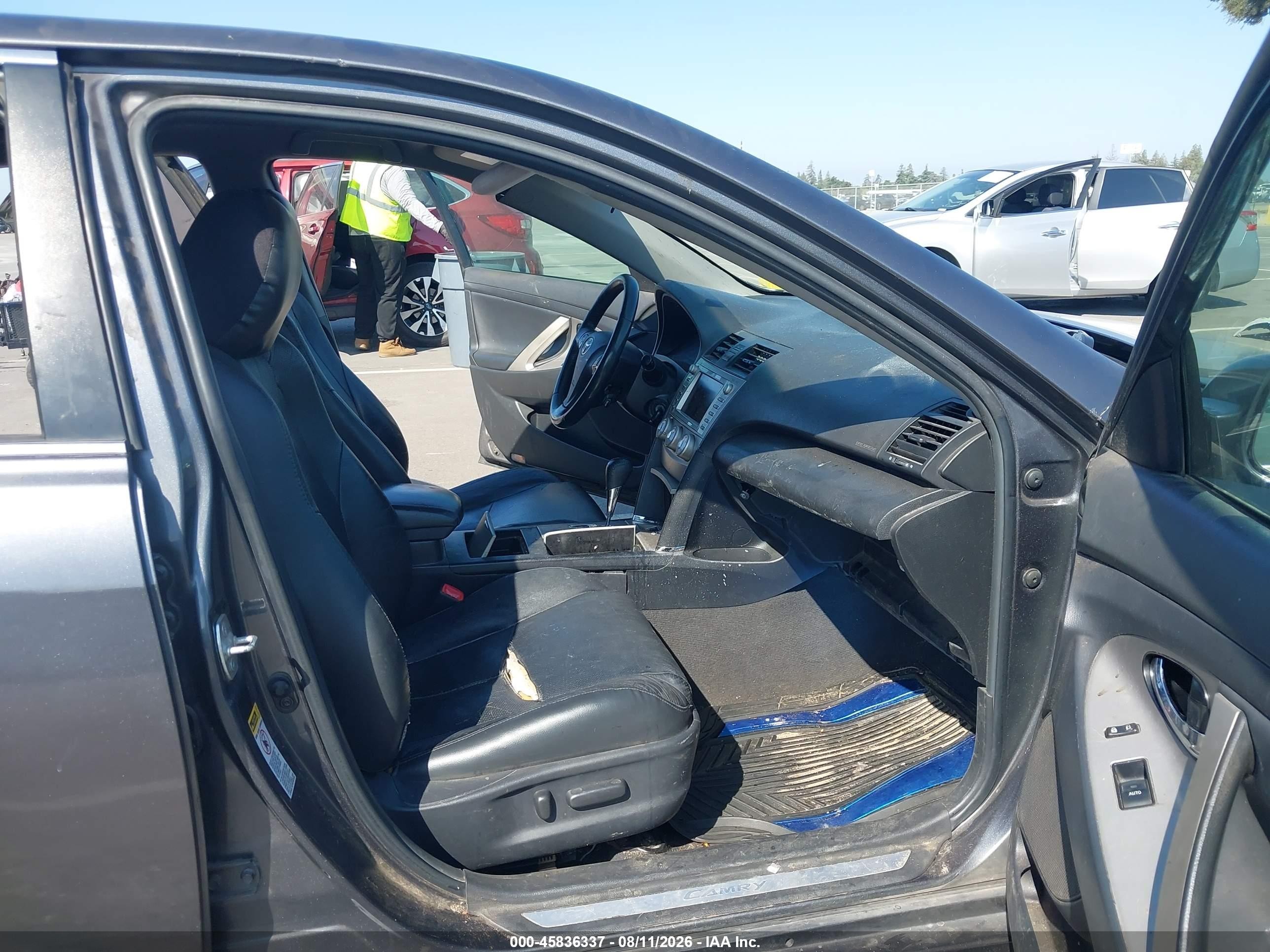 2010 Toyota Camry Se V6 Gray vin: 4T1BK3EK1AU608744