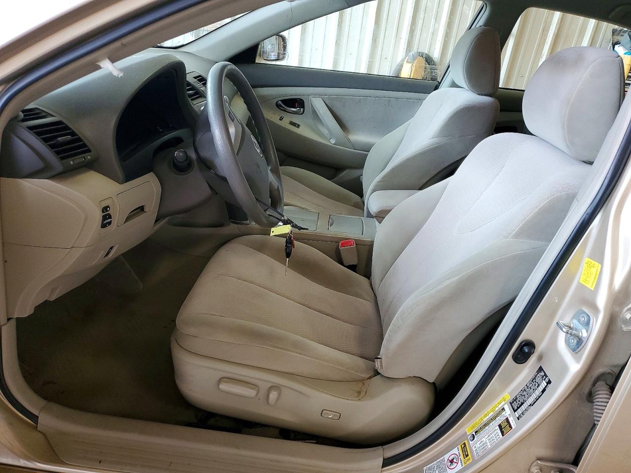 2011 Toyota Camry Le V6 Gold vin: 4T1BK3EK1BU619115