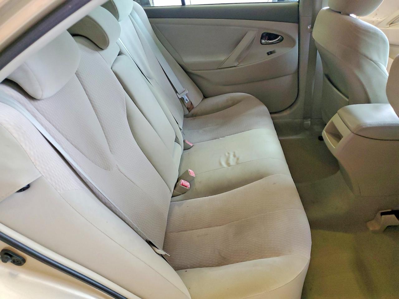 2011 Toyota Camry Le V6 Gold vin: 4T1BK3EK1BU619115