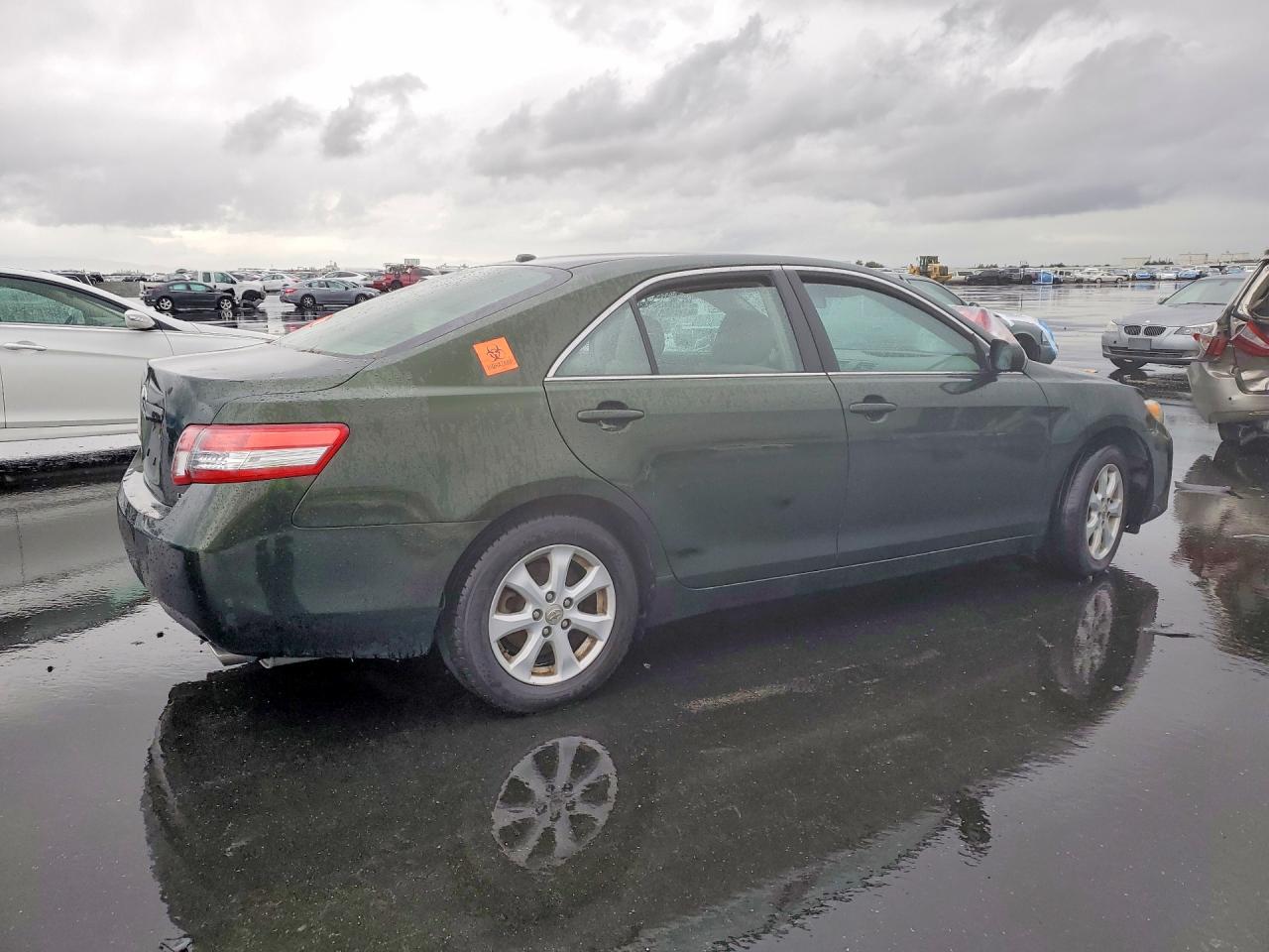 2011 Toyota Camry Le V6 Green vin: 4T1BK3EK1BU629546