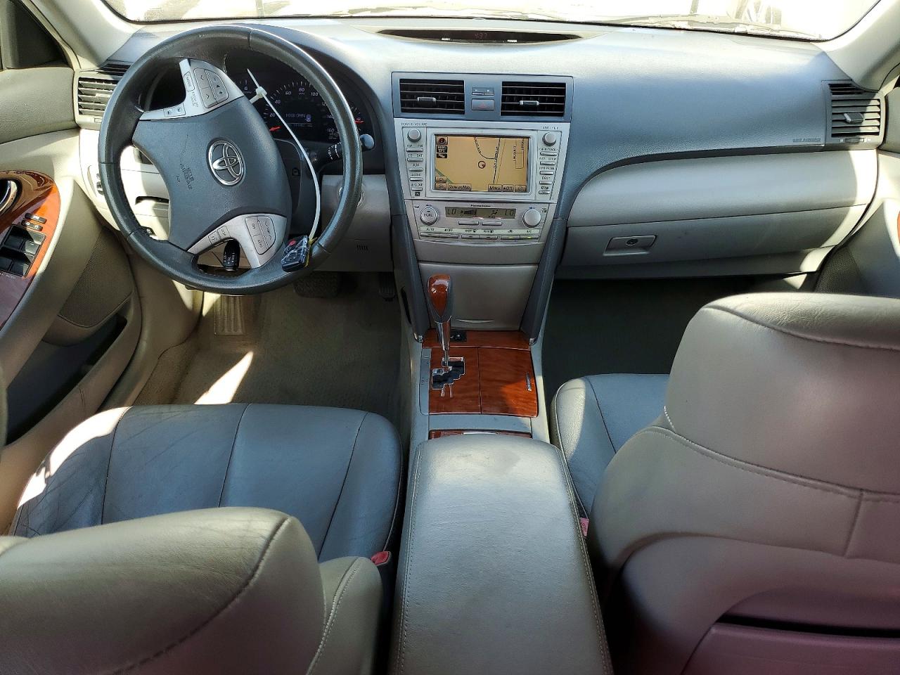2011 Toyota Camry Xle V6 White vin: 4T1BK3EK1BU629627