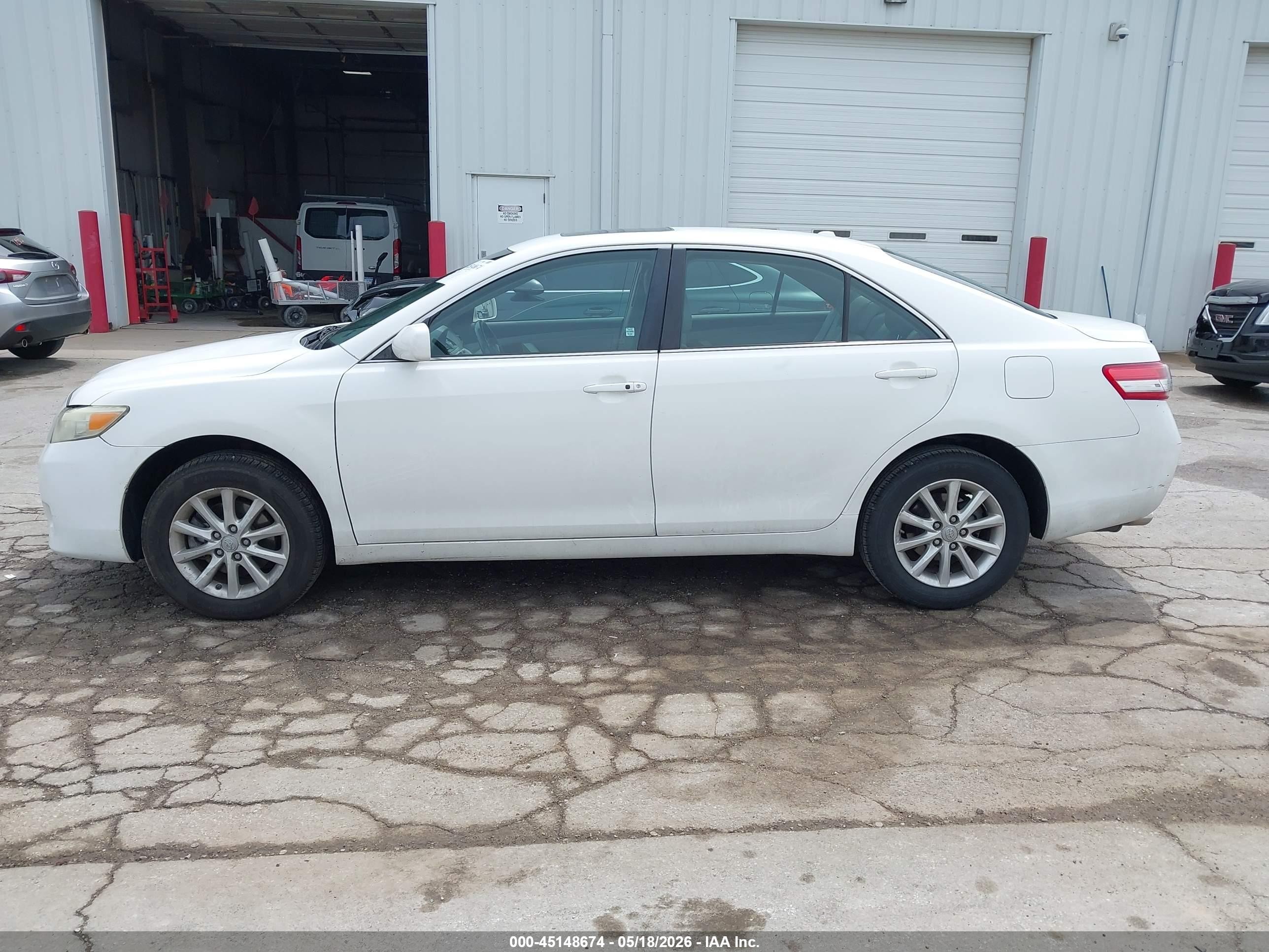 2011 Toyota Camry Xle V6 Gray vin: 4T1BK3EK1BU630342