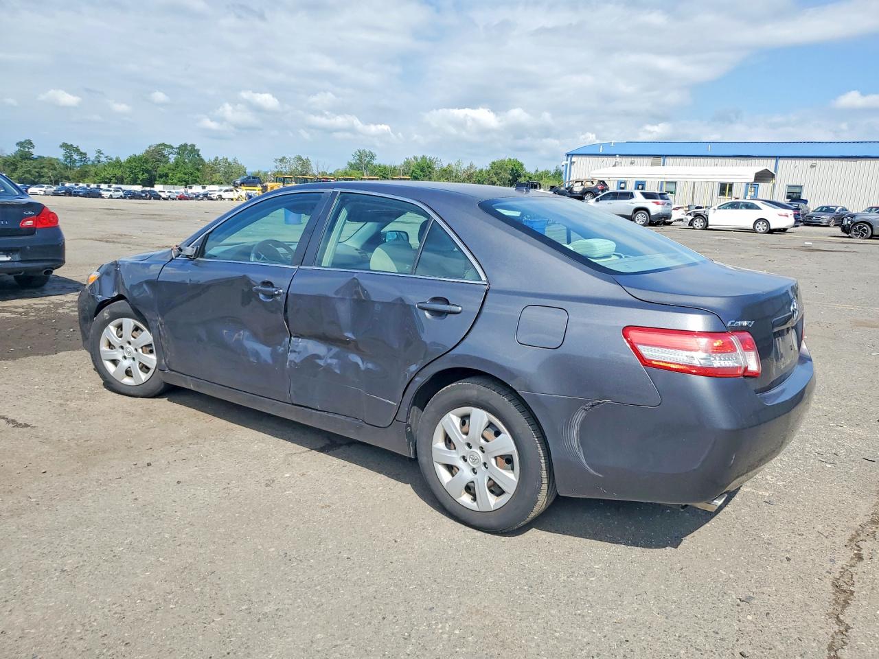 2010 Toyota Camry Le V6 Gray vin: 4T1BK3EK2AU598077