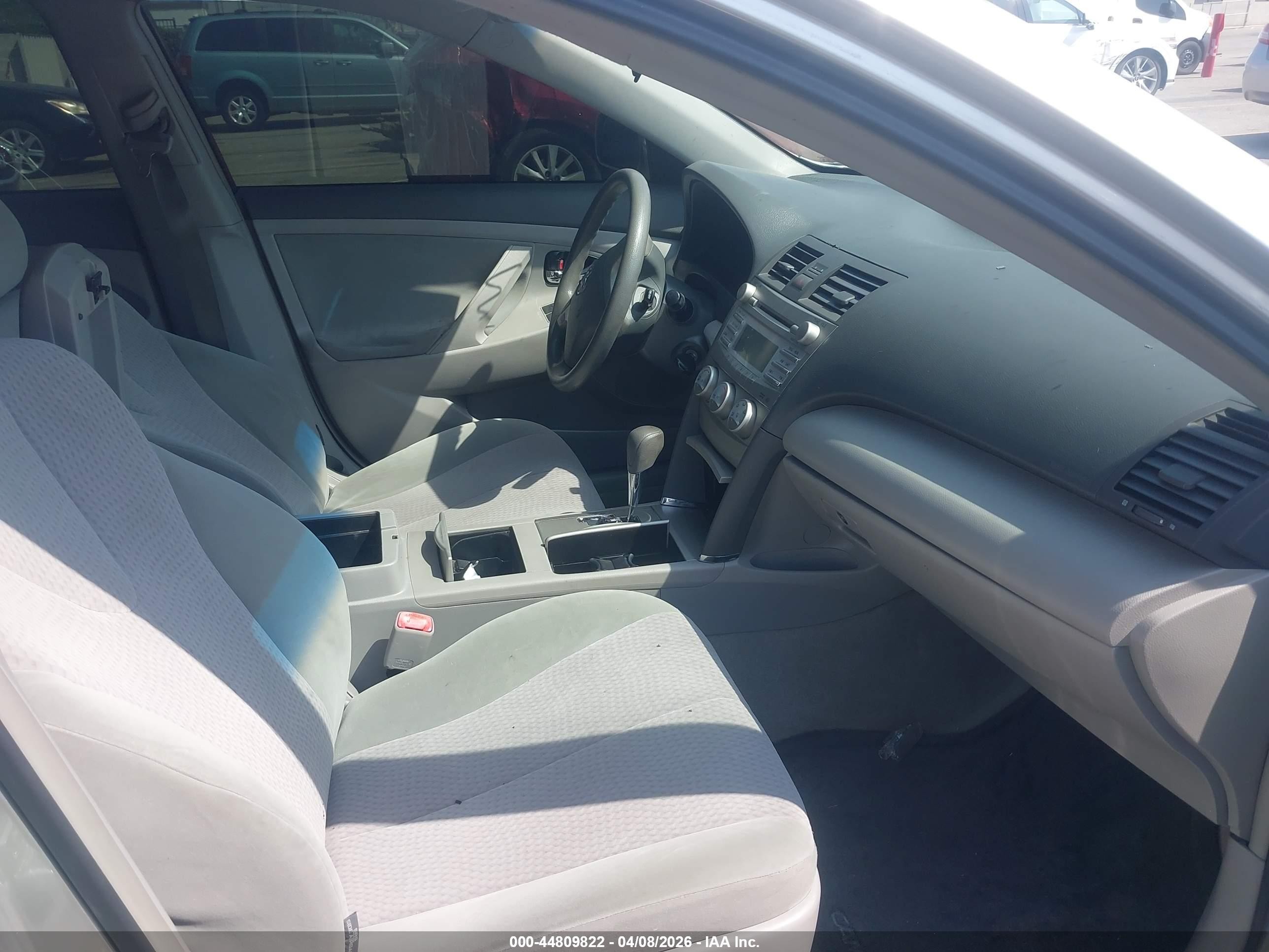 2011 Toyota Camry Le V6 Silver vin: 4T1BK3EK2BU116905