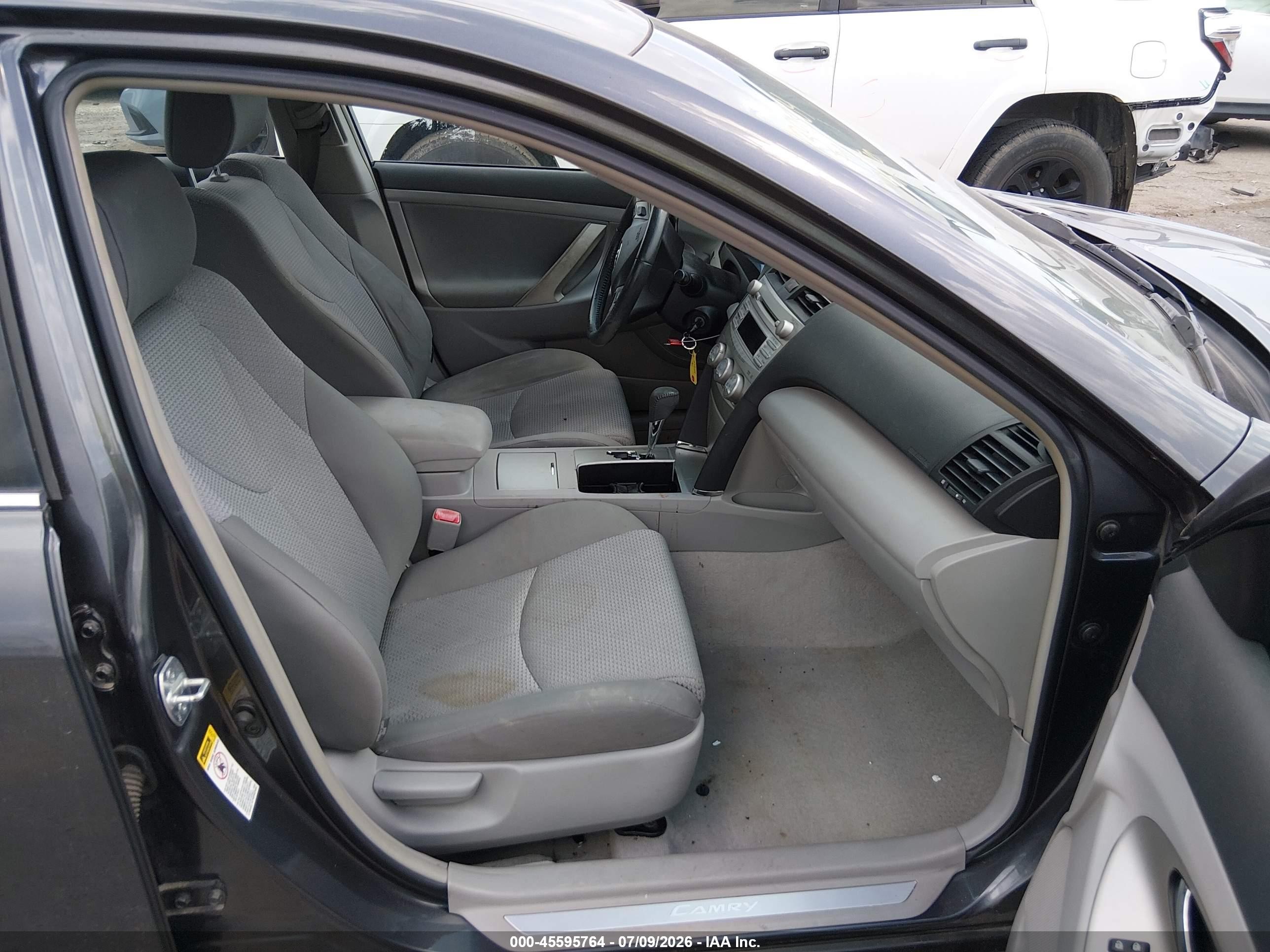 2011 Toyota Camry Se V6 Gray vin: 4T1BK3EK2BU118475