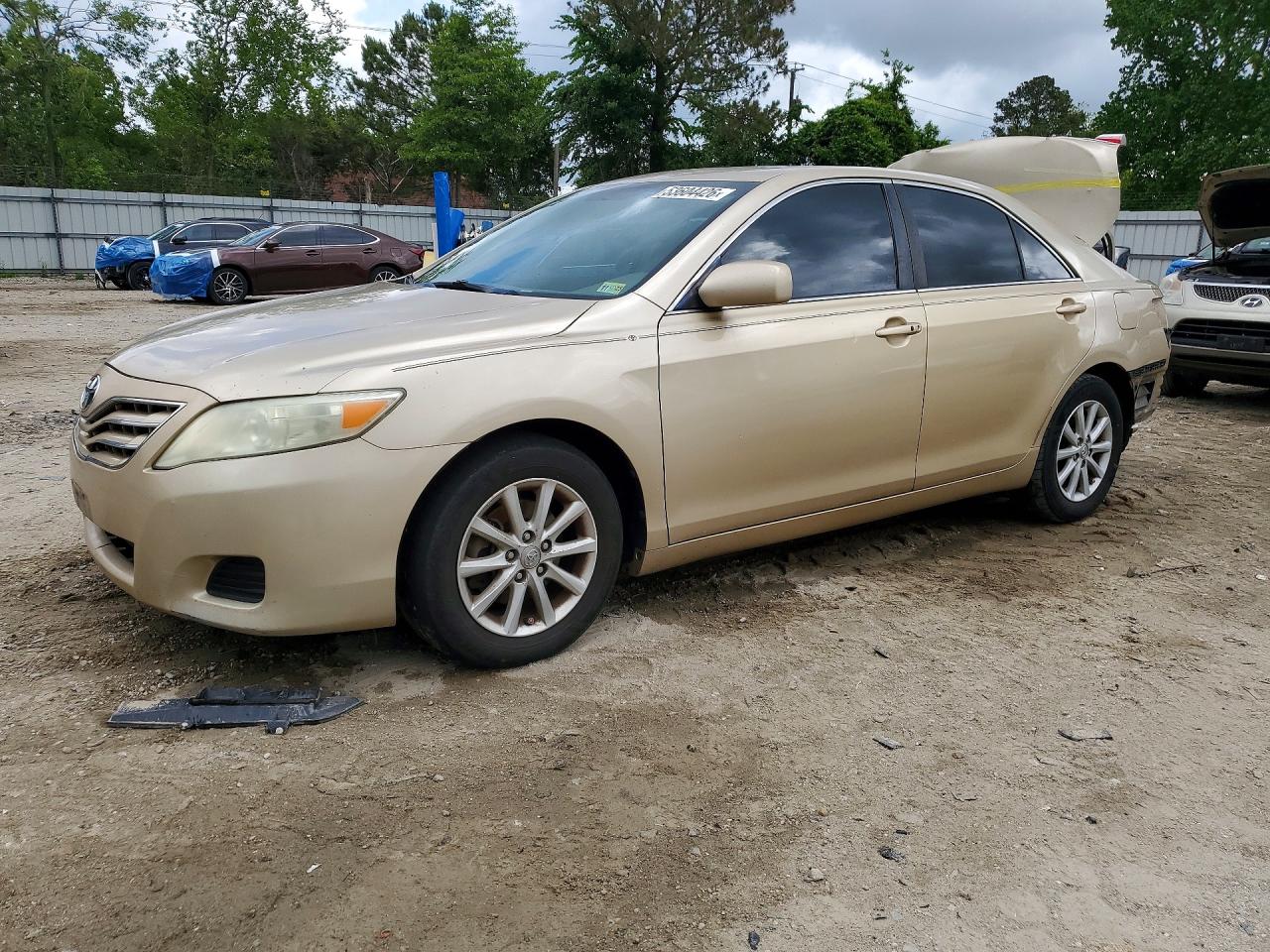 2011 Toyota Camry Gold vin: 4T1BK3EK2BU120744
