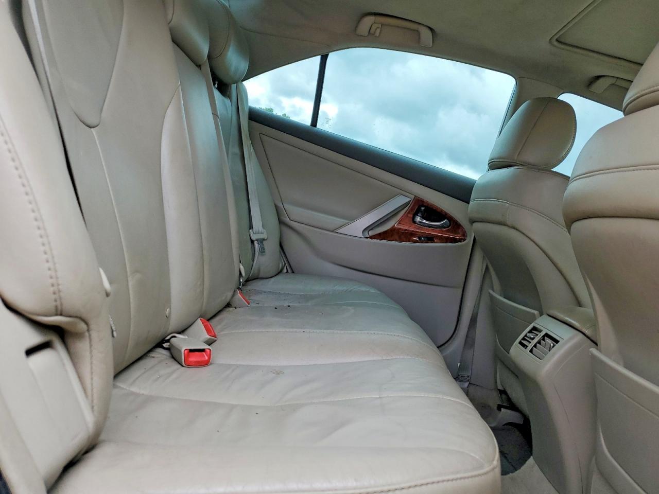 2011 Toyota Camry Gold vin: 4T1BK3EK2BU120744