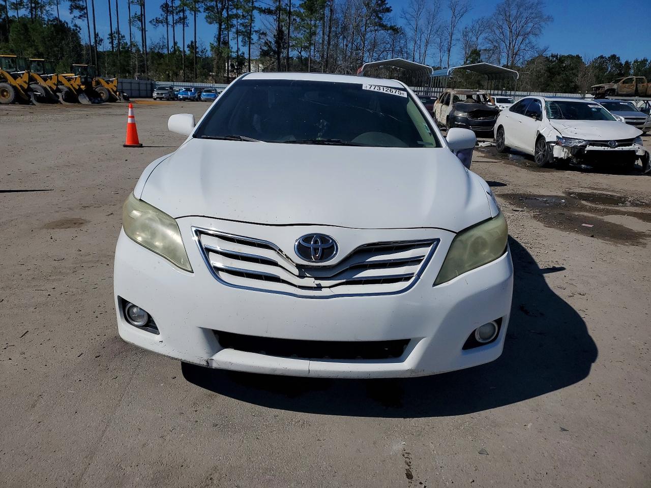 2011 Toyota Camry Xle V6 White vin: 4T1BK3EK2BU616627