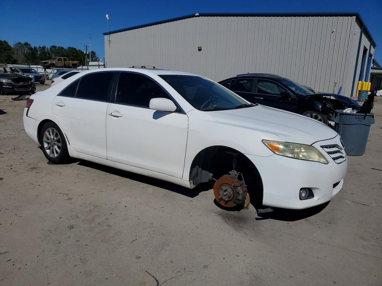 2011 Toyota Camry Xle V6 White vin: 4T1BK3EK2BU616627