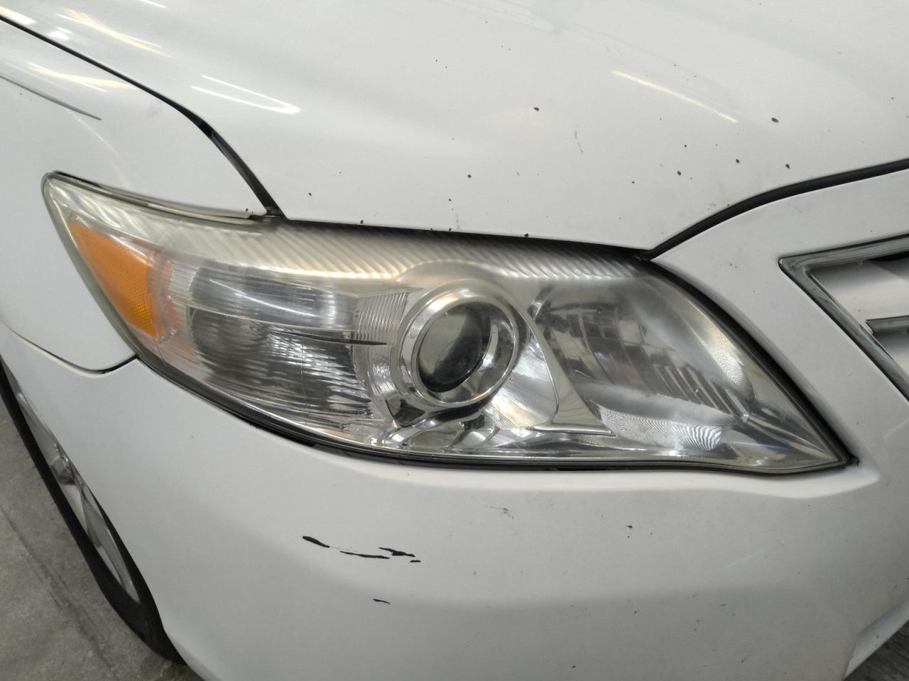 2011 Toyota Camry Xle V6 White vin: 4T1BK3EK2BU618880 Damage: Right Head Lamp, Faded, Repair Required