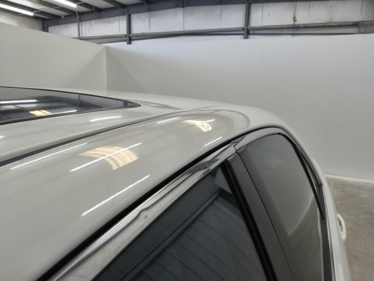 2011 Toyota Camry Xle V6 White vin: 4T1BK3EK2BU618880 Damage: Left Drip Rail, Dent(S) W/ Paint Dmg, 2 To 3 Inches