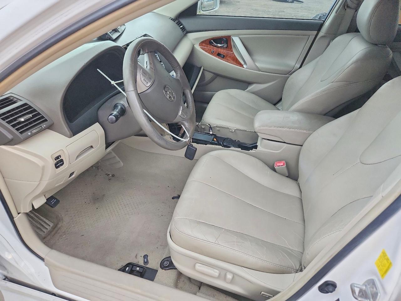 2011 Toyota Camry Xle V6 White vin: 4T1BK3EK2BU621827