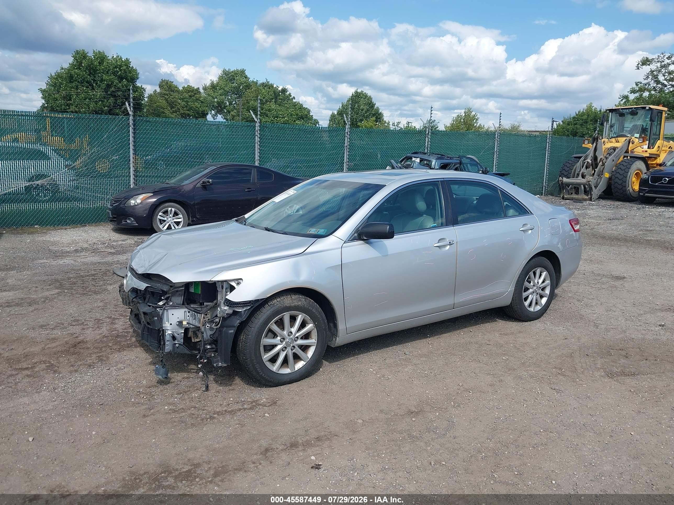 2011 Toyota Camry Xle V6 Silver vin: 4T1BK3EK2BU630169