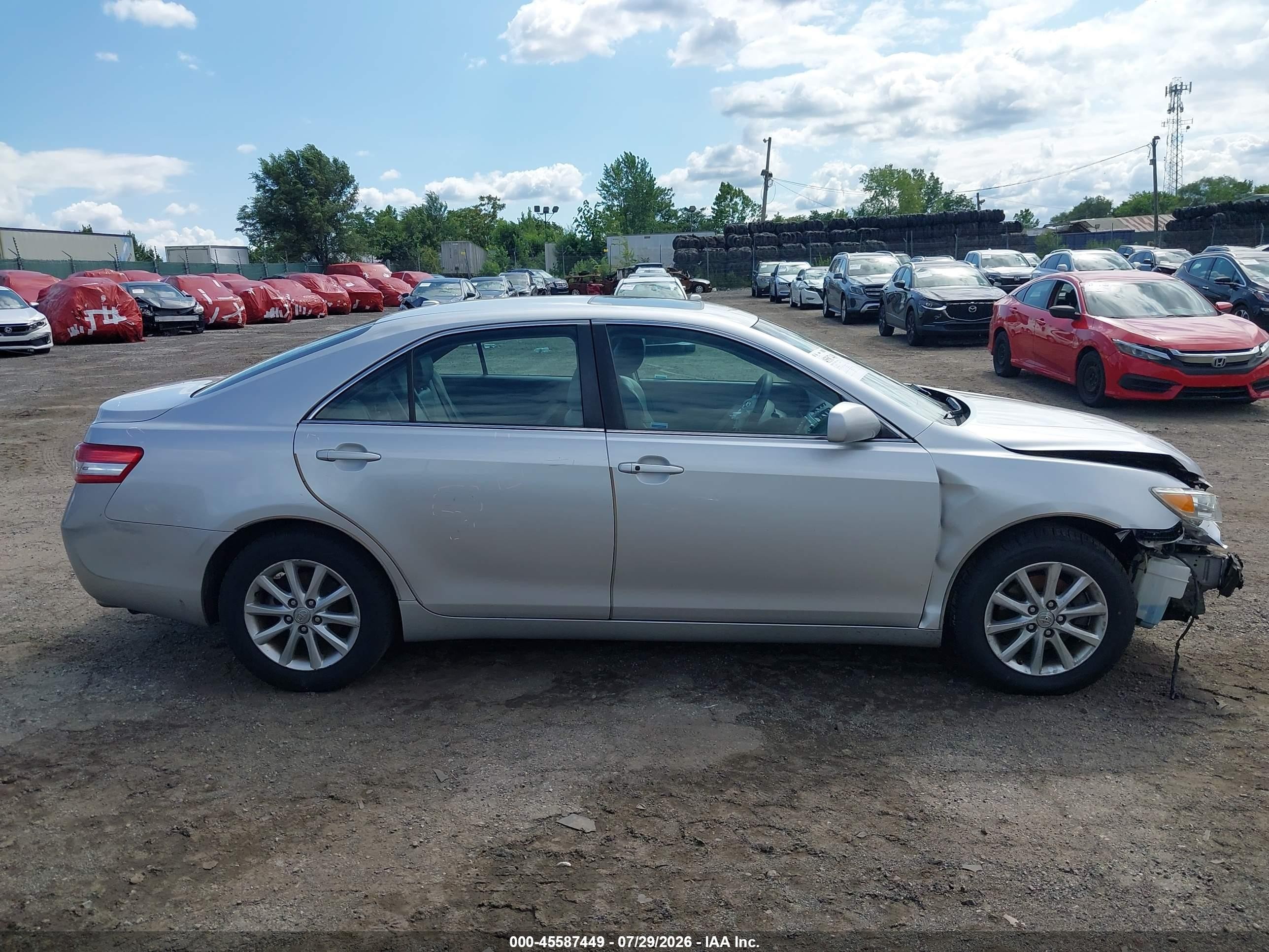 2011 Toyota Camry Xle V6 Silver vin: 4T1BK3EK2BU630169