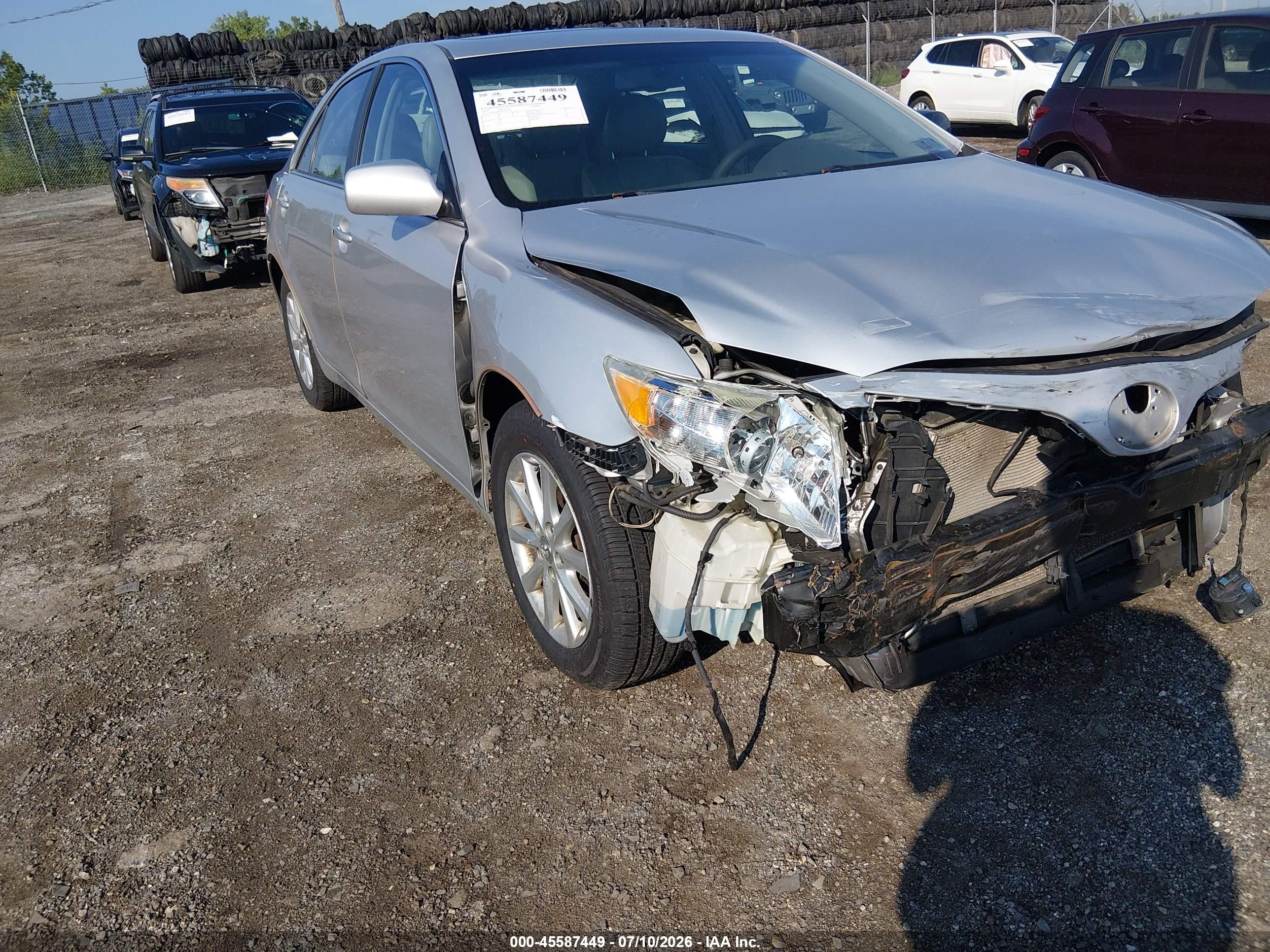 2011 Toyota Camry Xle V6 Silver vin: 4T1BK3EK2BU630169