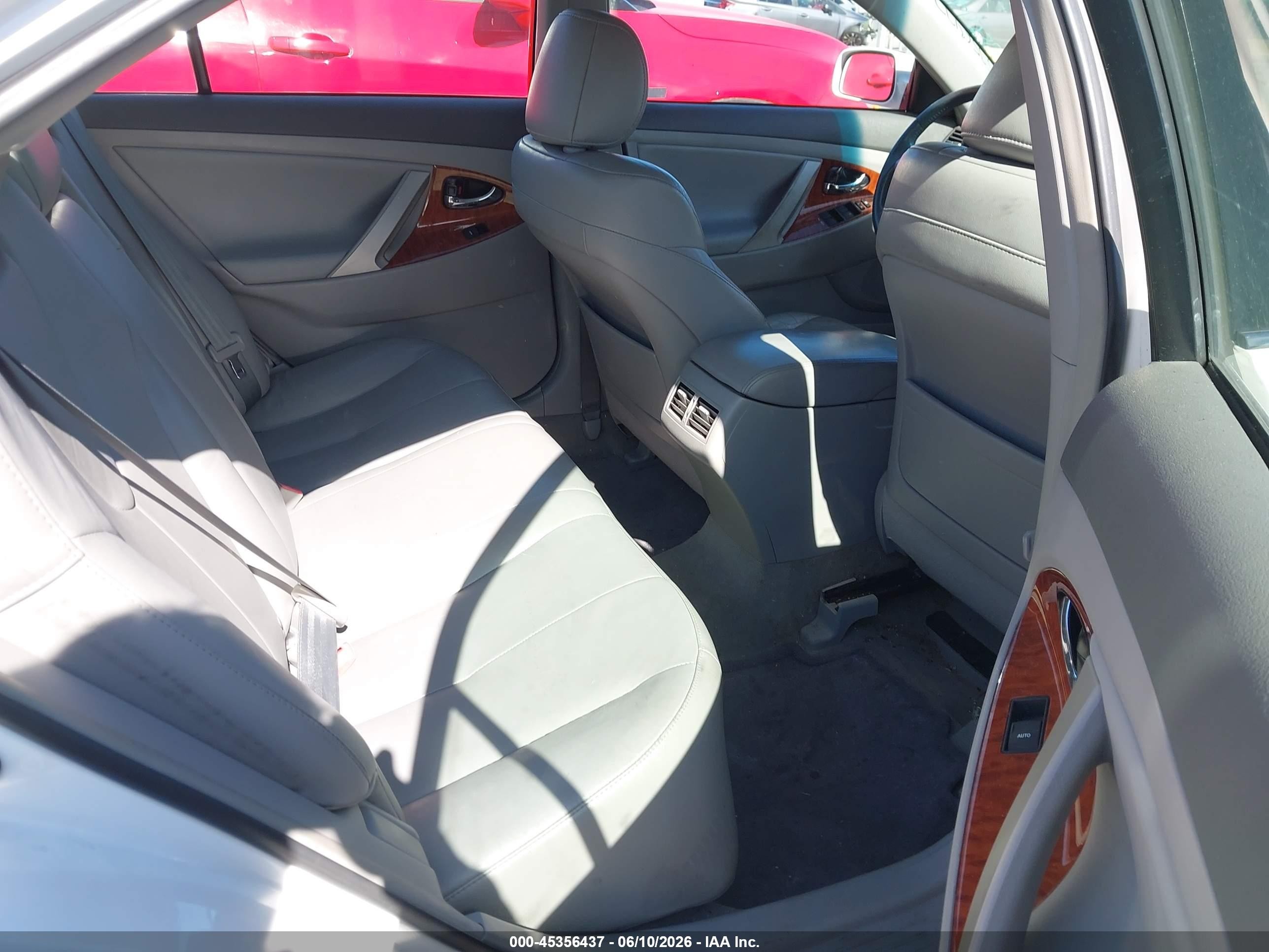 2011 Toyota Camry Xle V6 Белый vin: 4T1BK3EK3BU612523