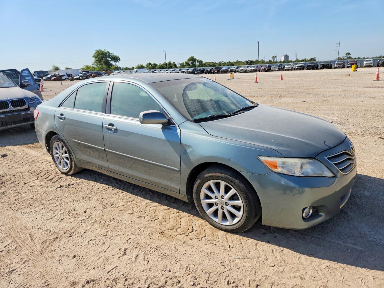 2011 Toyota Camry Xle V6 Teal vin: 4T1BK3EK3BU614112